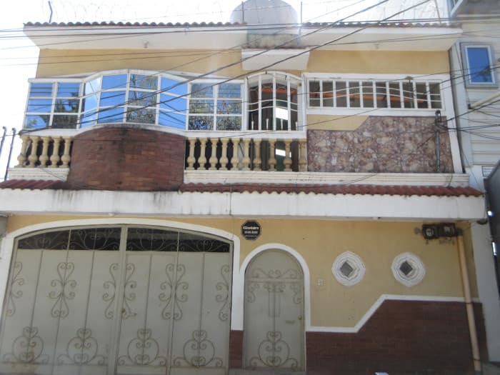 Casa en Venta bien Ubicada en Boca Del Monte.  - foto 3