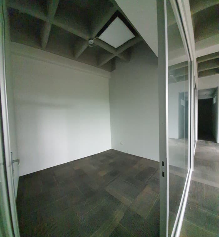 Alquiler oficina en zona 10 Diagonal ¡oficina céntrica! - foto 4