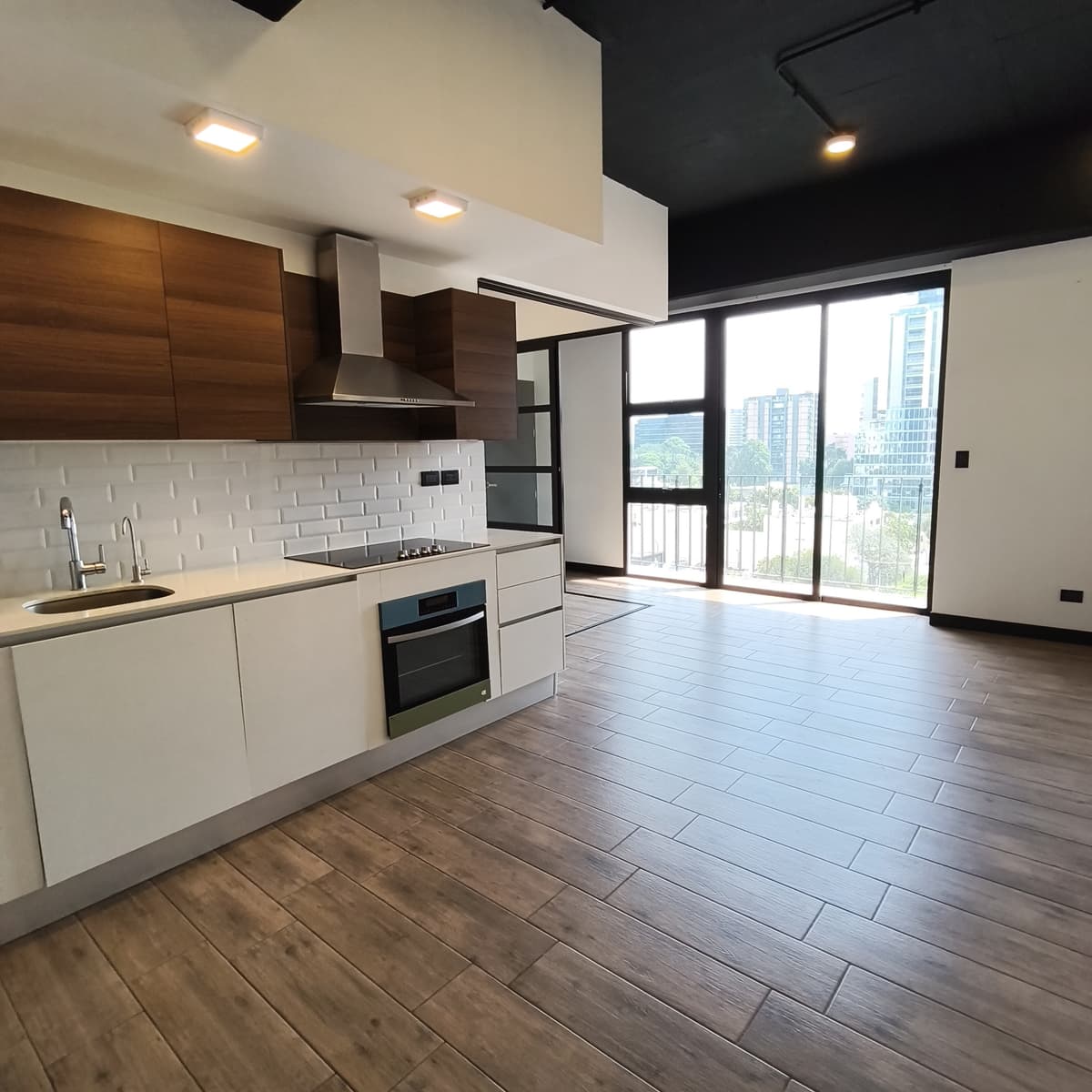 Apartamento en Renta en Zona 10 Ideal AIRBNB  - foto 2