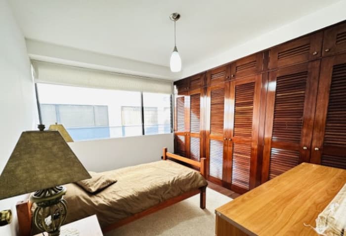 en Venta o Renta Apartamento amueblado en Zona 10 - foto 3