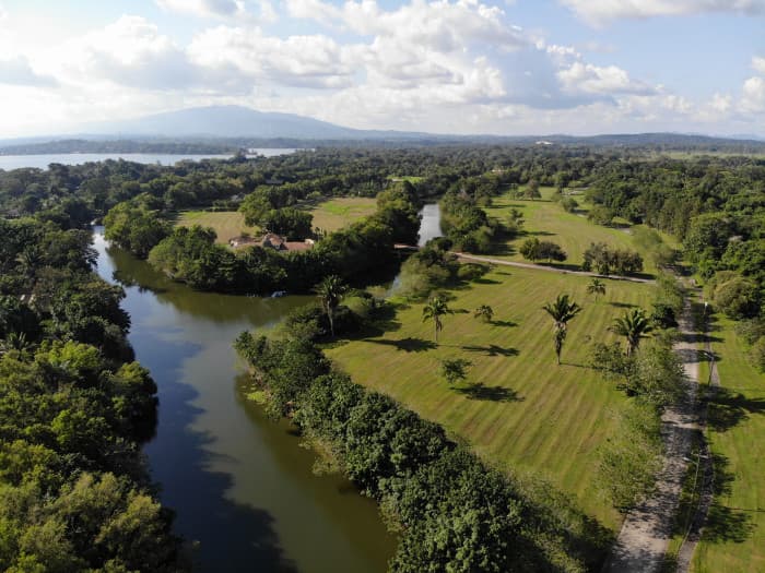 Terreno en venta inscripción registral en Rio Dulce - foto 3