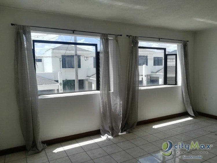 Casa en Venta dentro Residencial en  San Cristobal  - foto 3