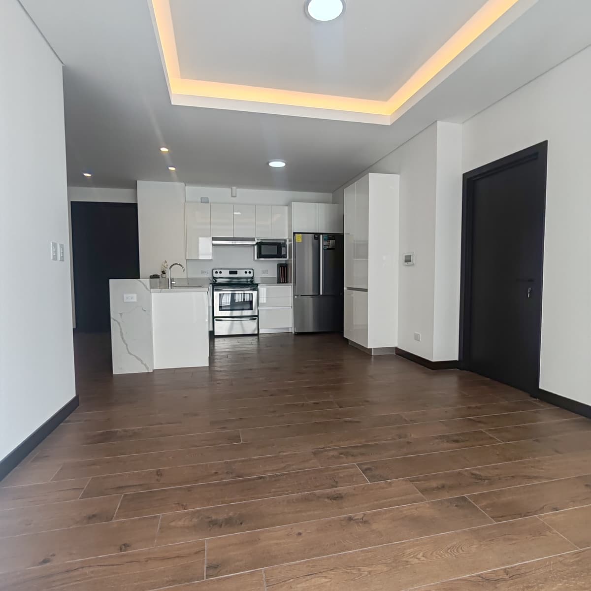 Apartamento en renta en Lirios de Cayala zona 16 - foto 2