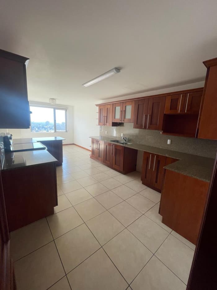En Renta amplio Apartamento en Zona 15 Vista Hermosa - foto 10