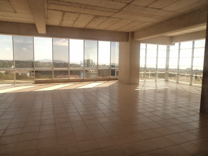 Alquilo Oficina con 86.20m2 en Carretera El Salvador - foto 2