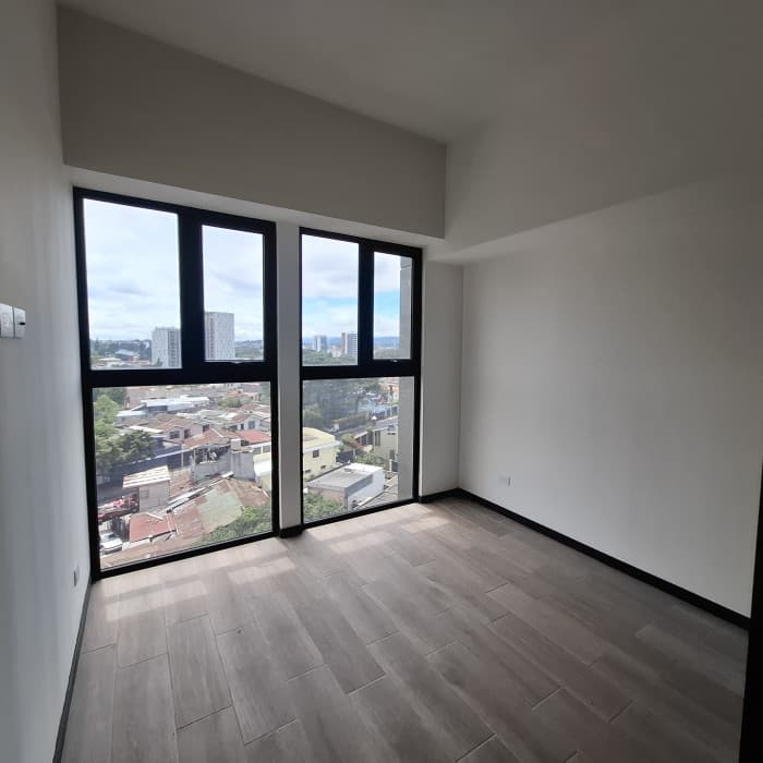 Renta de Apartamento en Altaire zona 11 Mariscal - foto 4