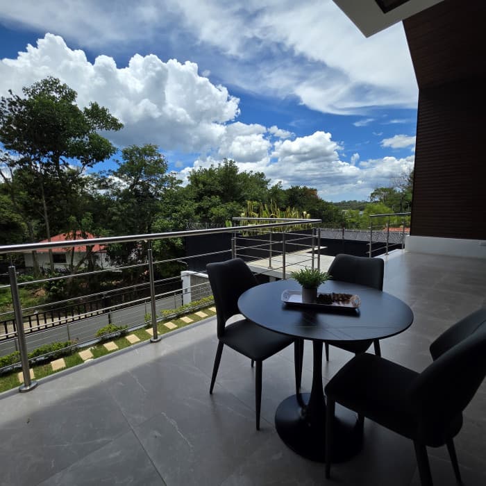Exclusiva Casa en Venta en Laguna El Pino Santa Rosa - foto 4