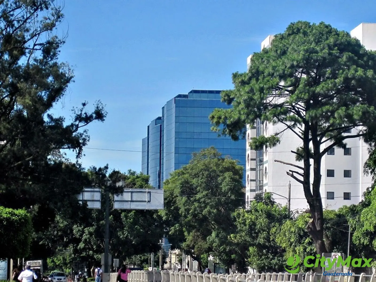 WORLD TECNOLOGY CENTER Oficinas en Zona 13 - foto 2