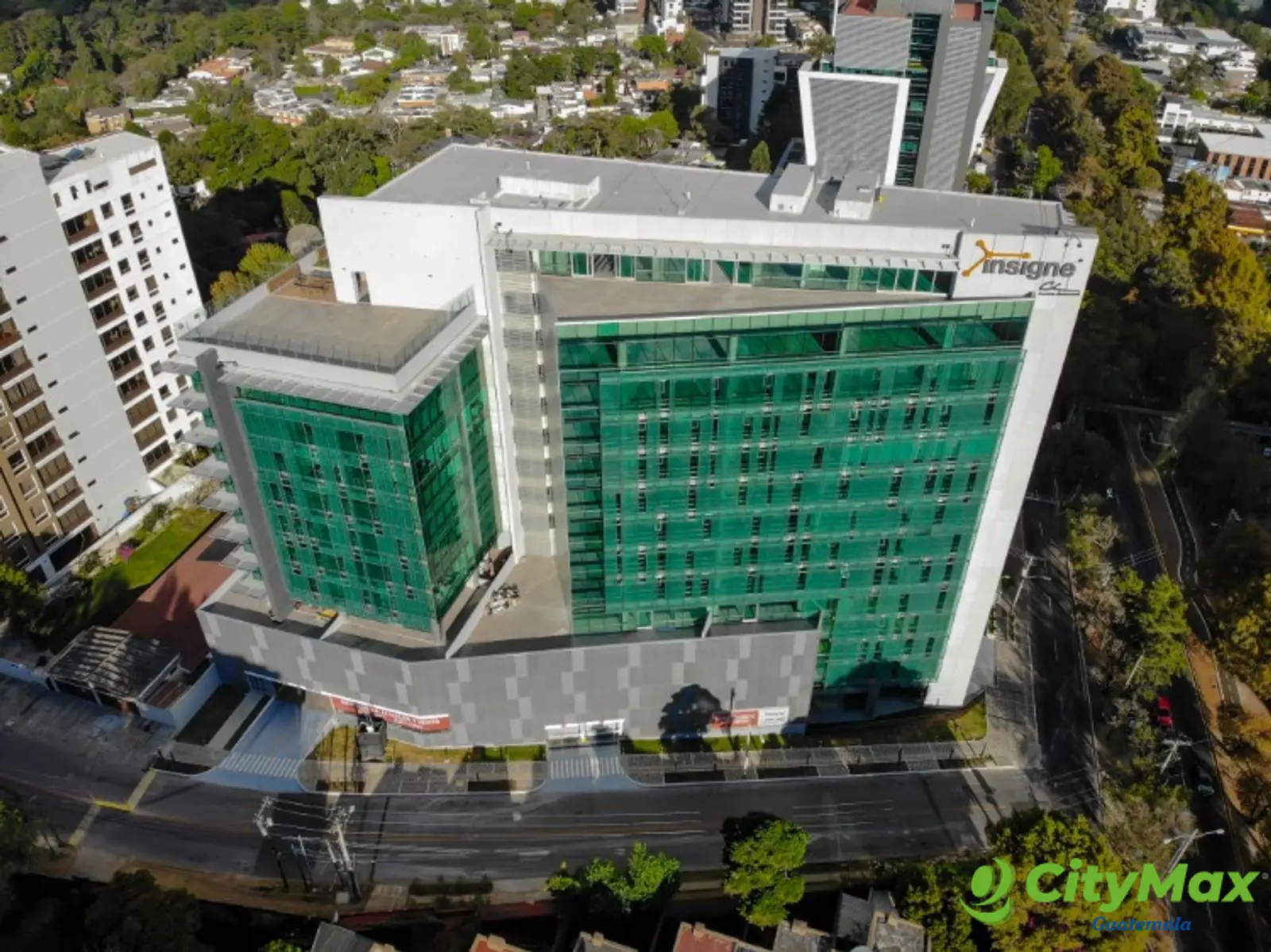 EDIFICIO INSIGNE OFICINAS EN ZONA 15 - foto 1