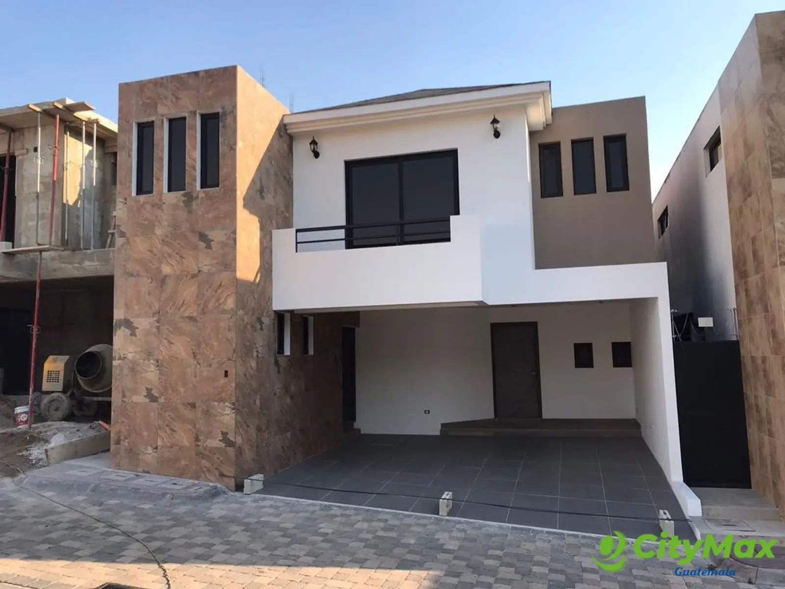 SANTA FE SAN CRISTOBAL Casas en Mixco - foto 1