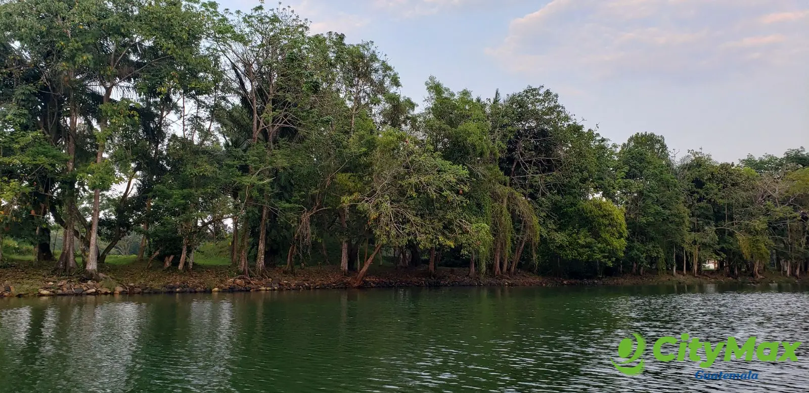 Punta Manatí Terrenos en Rio Dulce - foto 1
