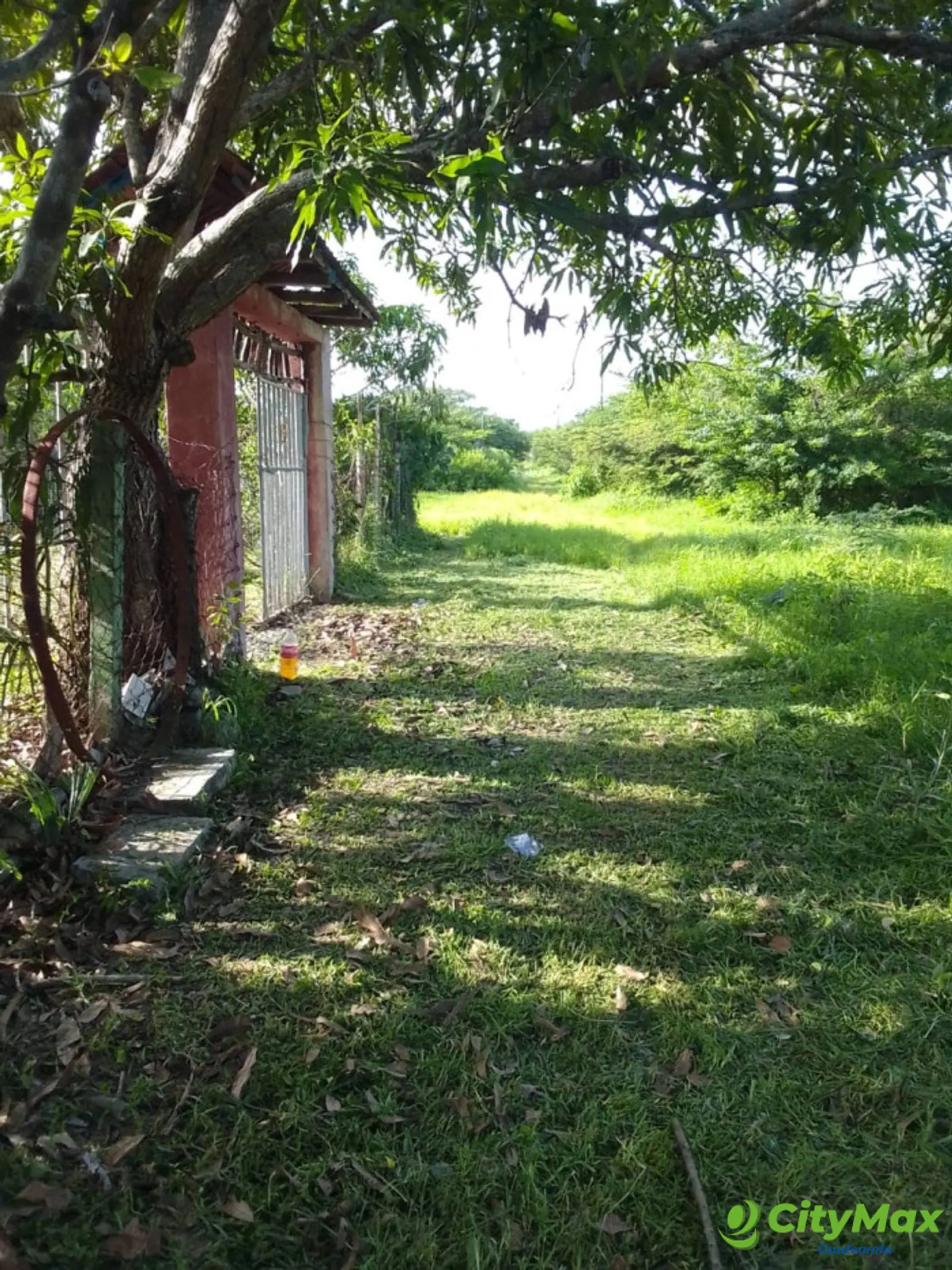 Terreno-condominio económico venta  Taxisco Santa Rosa - foto 1