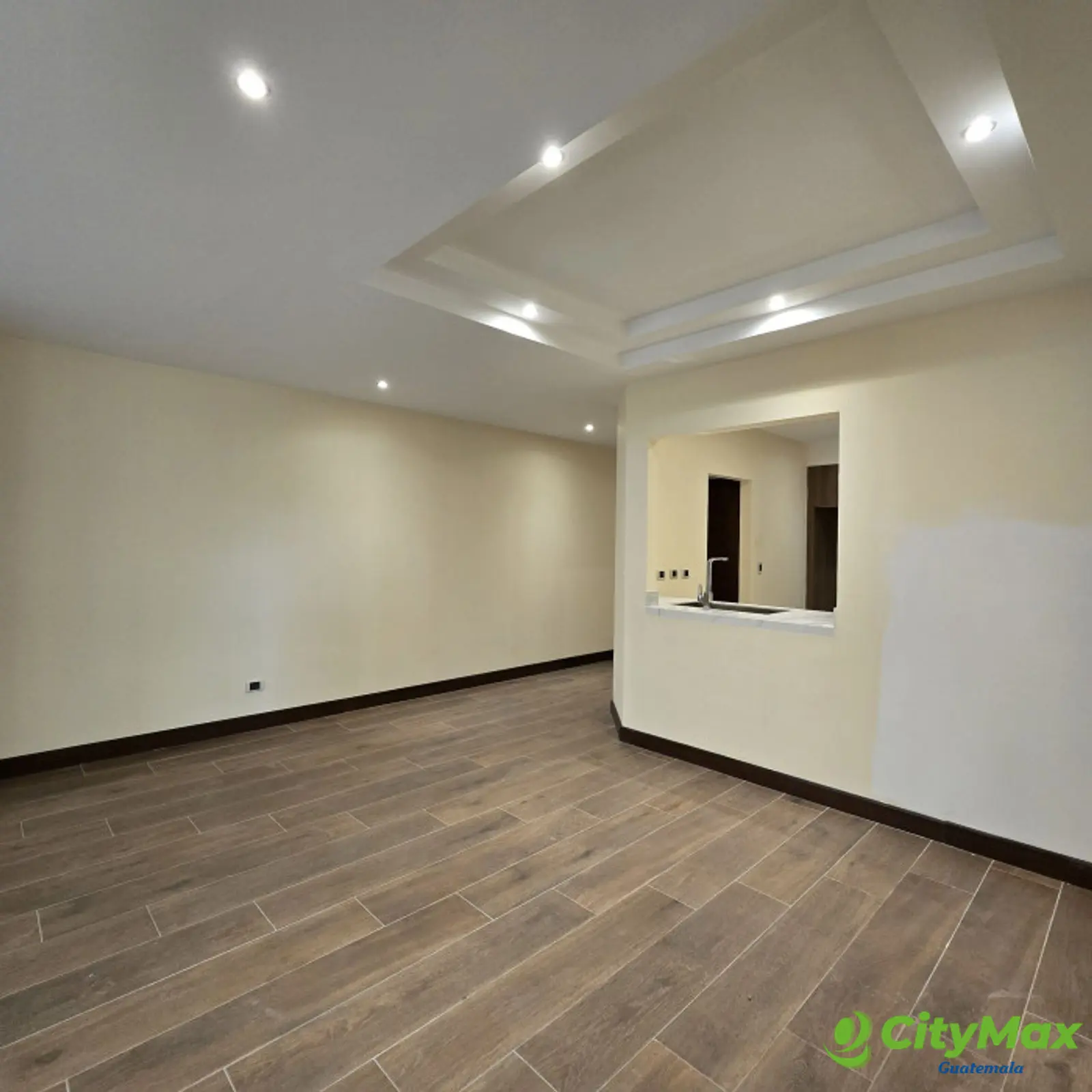 En venta apartamento en Oakland zona 10 Guatemala - foto 1