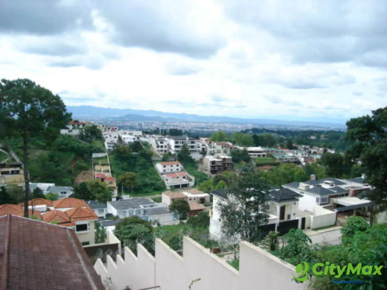 Exclusivo Terreno en venta Las Cumbres Z.16 Guatemala - foto 1
