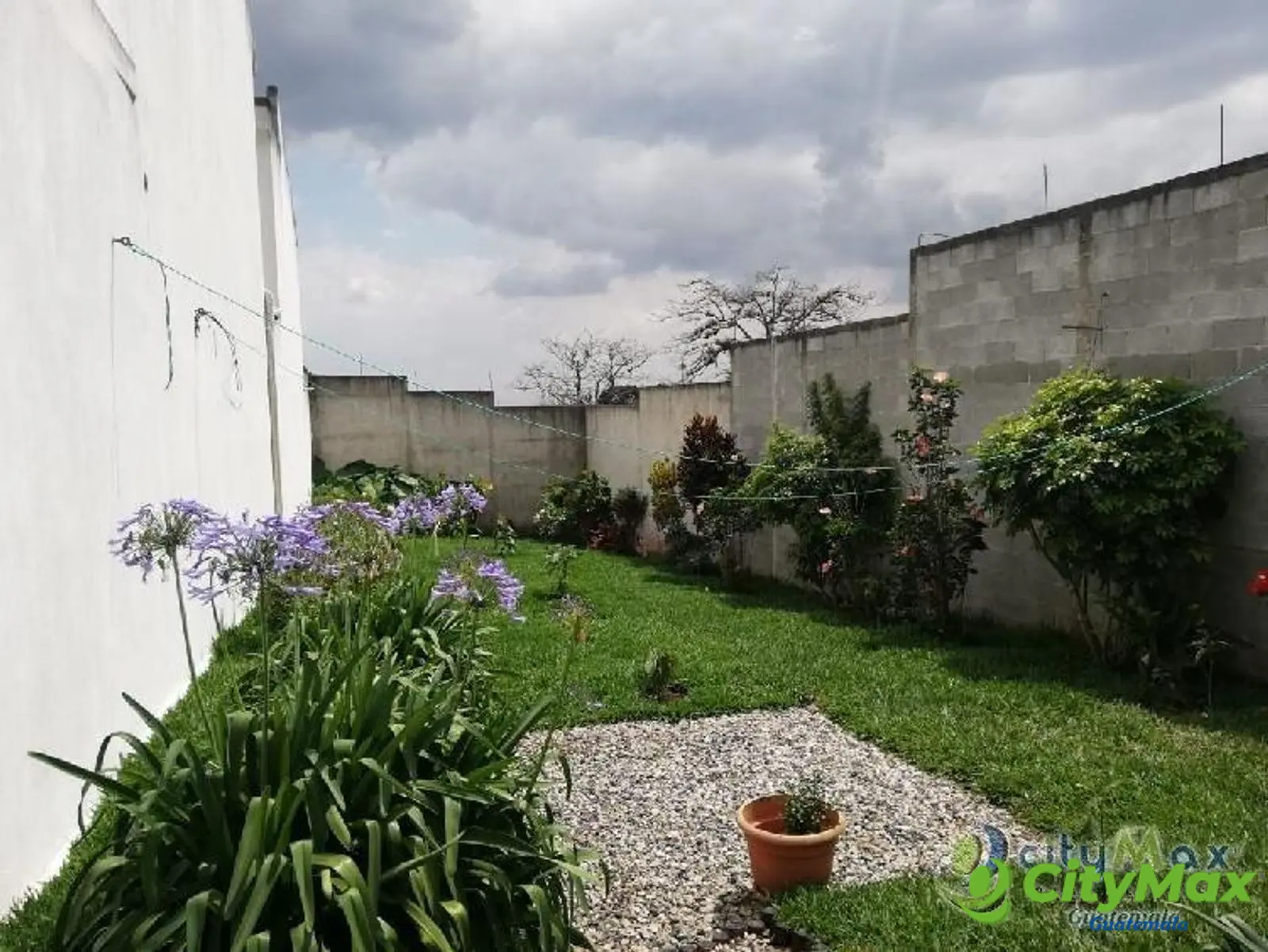 Casa en venta Portal del Llano Santa Elena Barillas - foto 1
