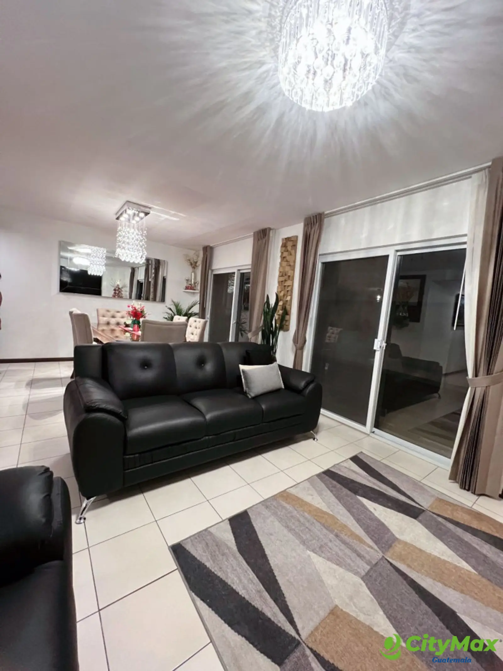 Casa en Venta en Santiago Sacatepequez - foto 1