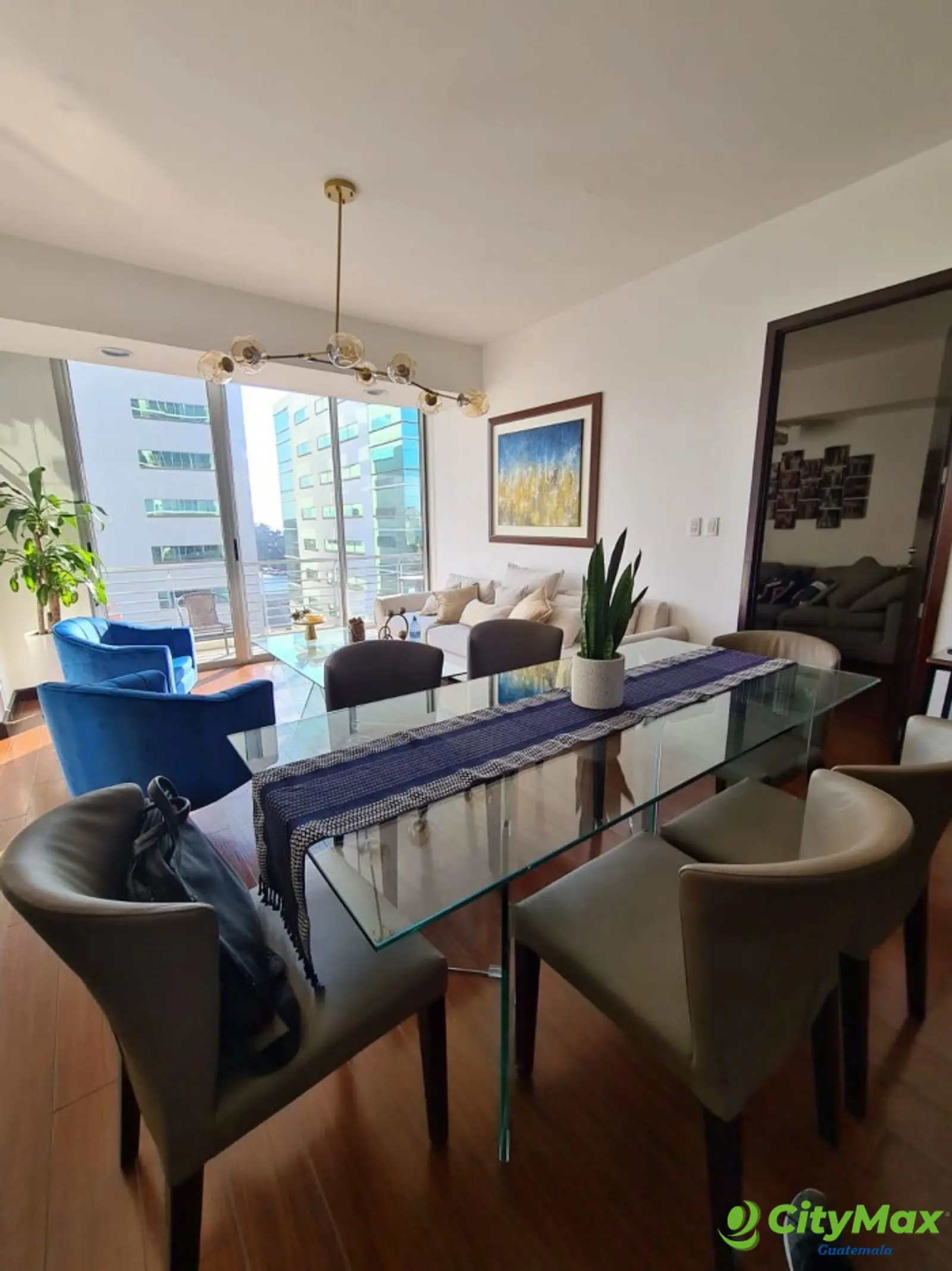Apartamento en venta  en zona 10 Próceres   - foto 1