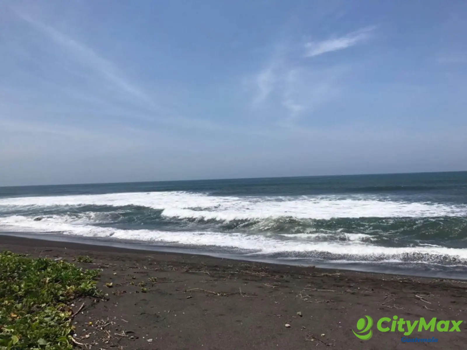 VENDO TERRENO VACACIONAL EN PLAYA RAMA BLANCA SIPACATE - foto 1