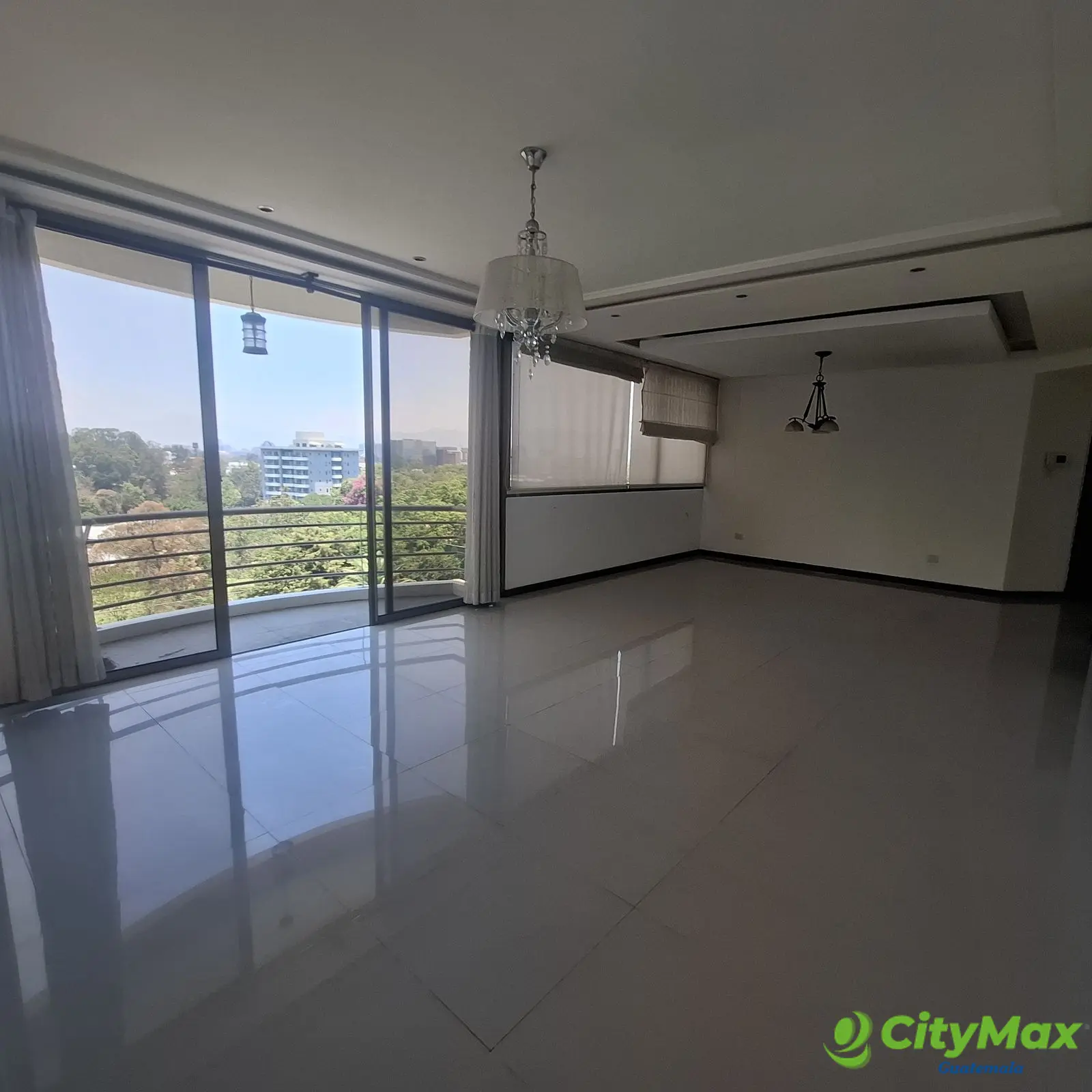 En Renta Apartamento en Zona 15 - foto 1