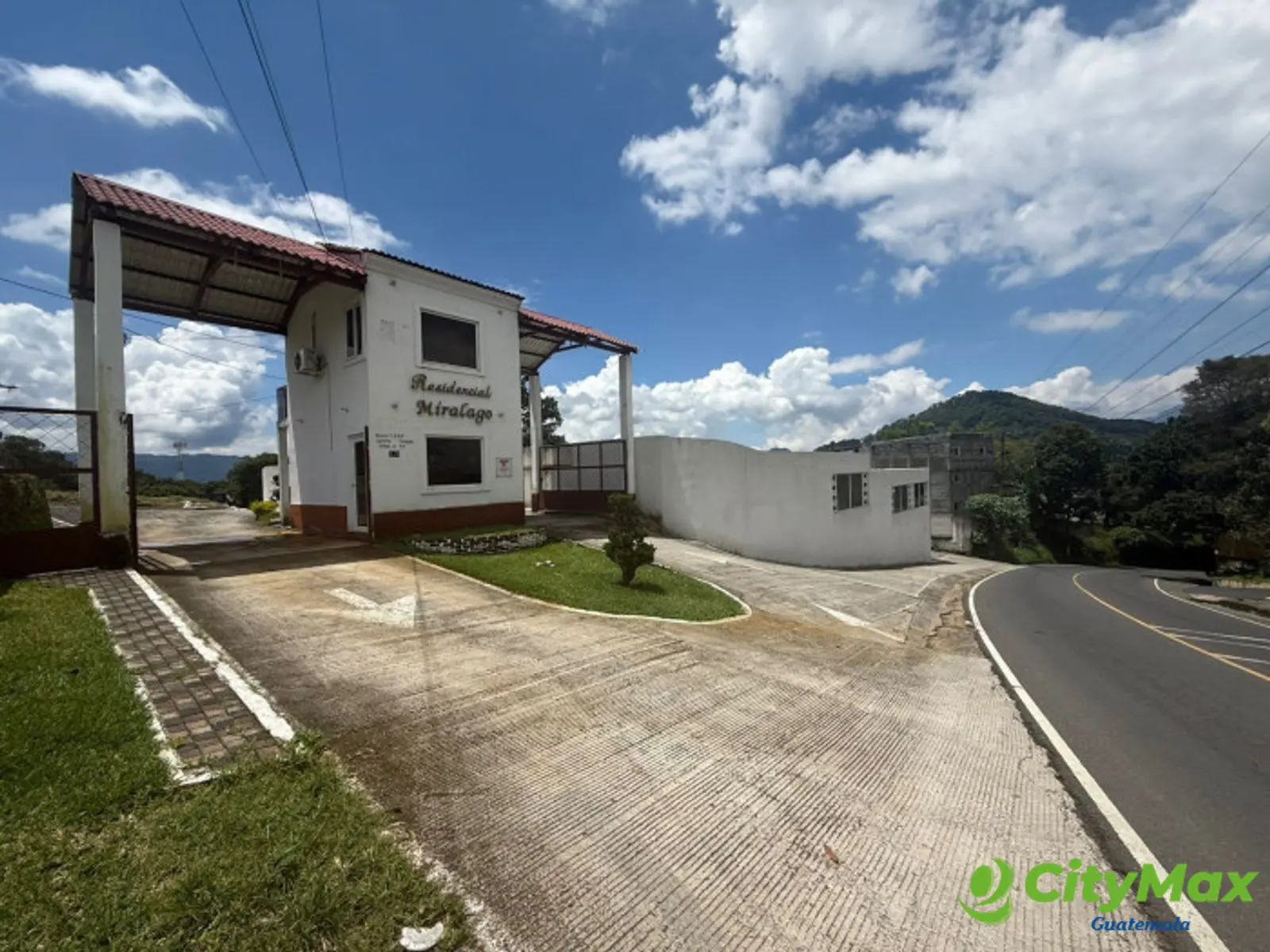 Terreno Residencial Miralago en Villa Canales - foto 1