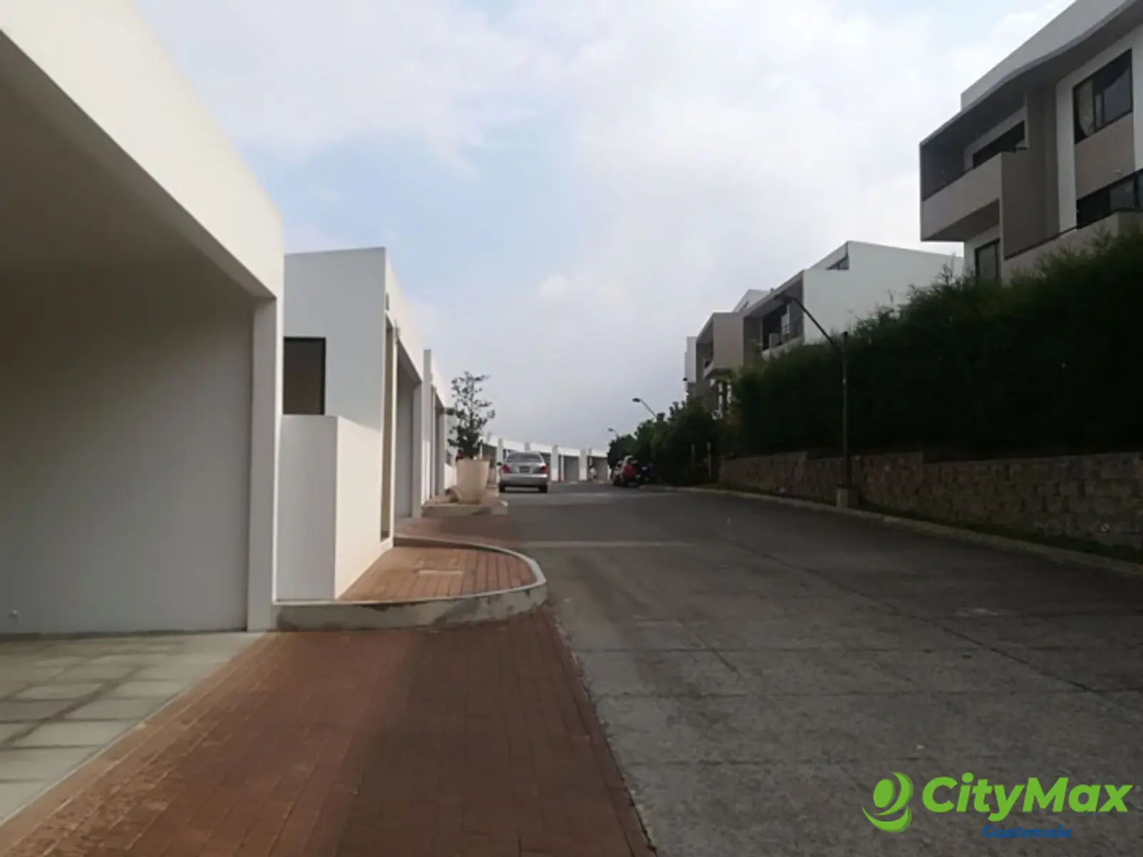 En Venta o Alquiler casa con lindas vistas en Muxbal!!! - foto 1