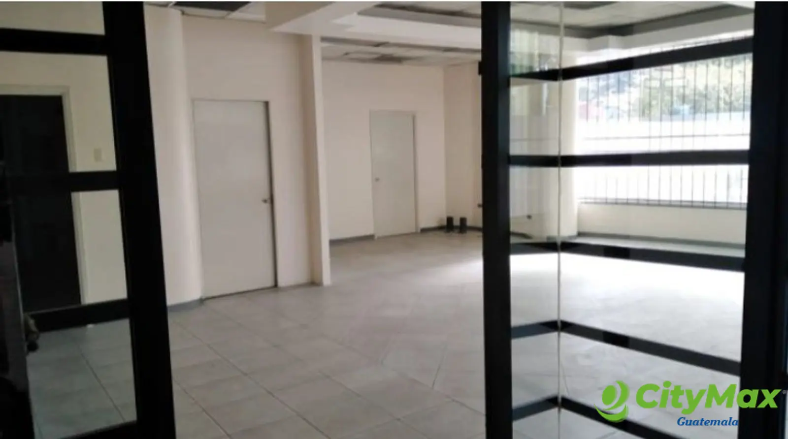 En venta Local comercial en Zona 12 Guatemala - foto 1