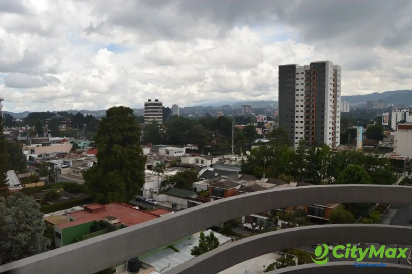 Apartamento amueblado en renta en zona 10 Guatemala - foto 1