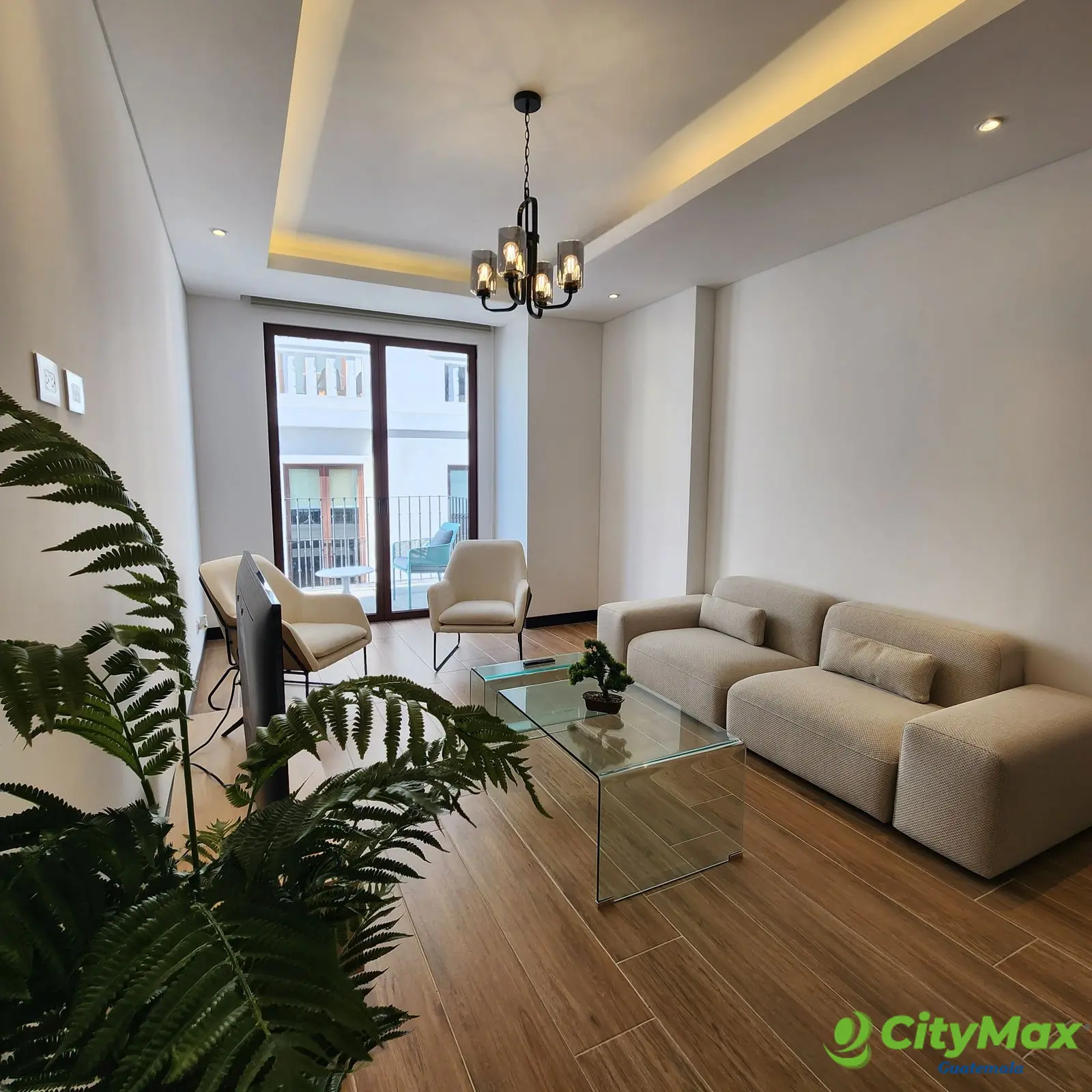 Venta apartamento en Lirios de Cayalá de 2 habitaciones - foto 1