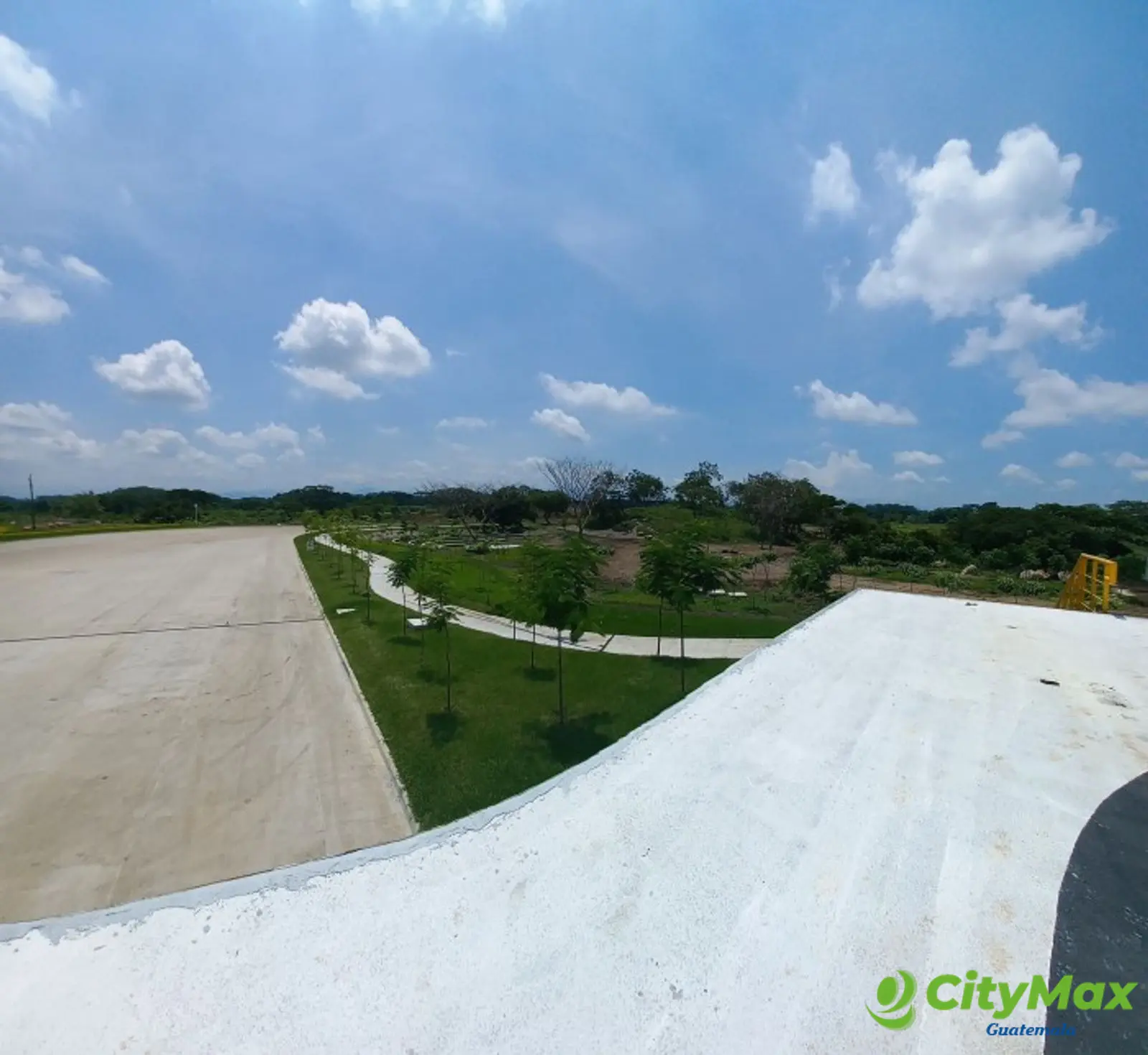 En venta o Alquiler bodegas cerca Puerto Quetzal - foto 1
