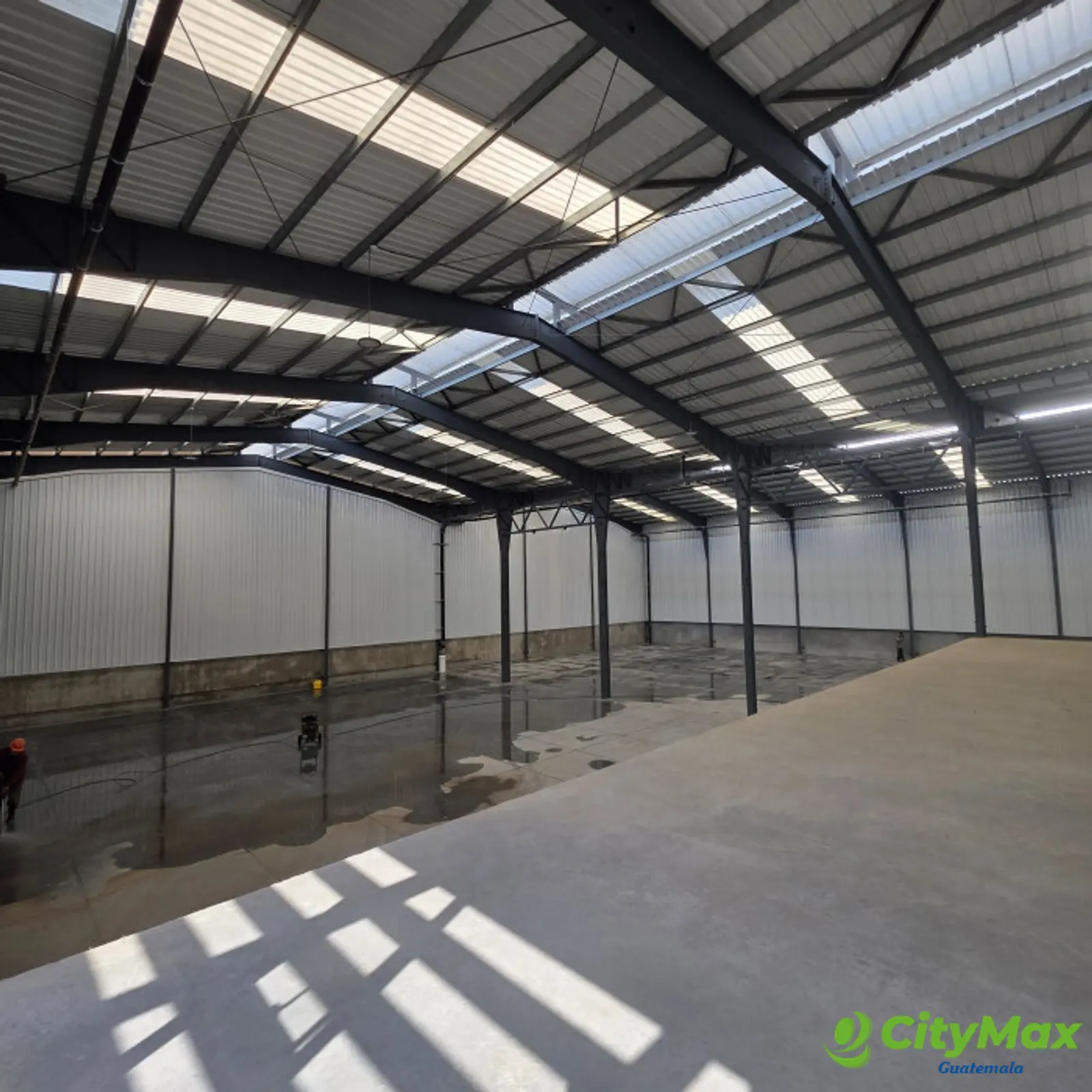 En venta Ofibodega en Parque Industrial en Amatitlan - foto 1