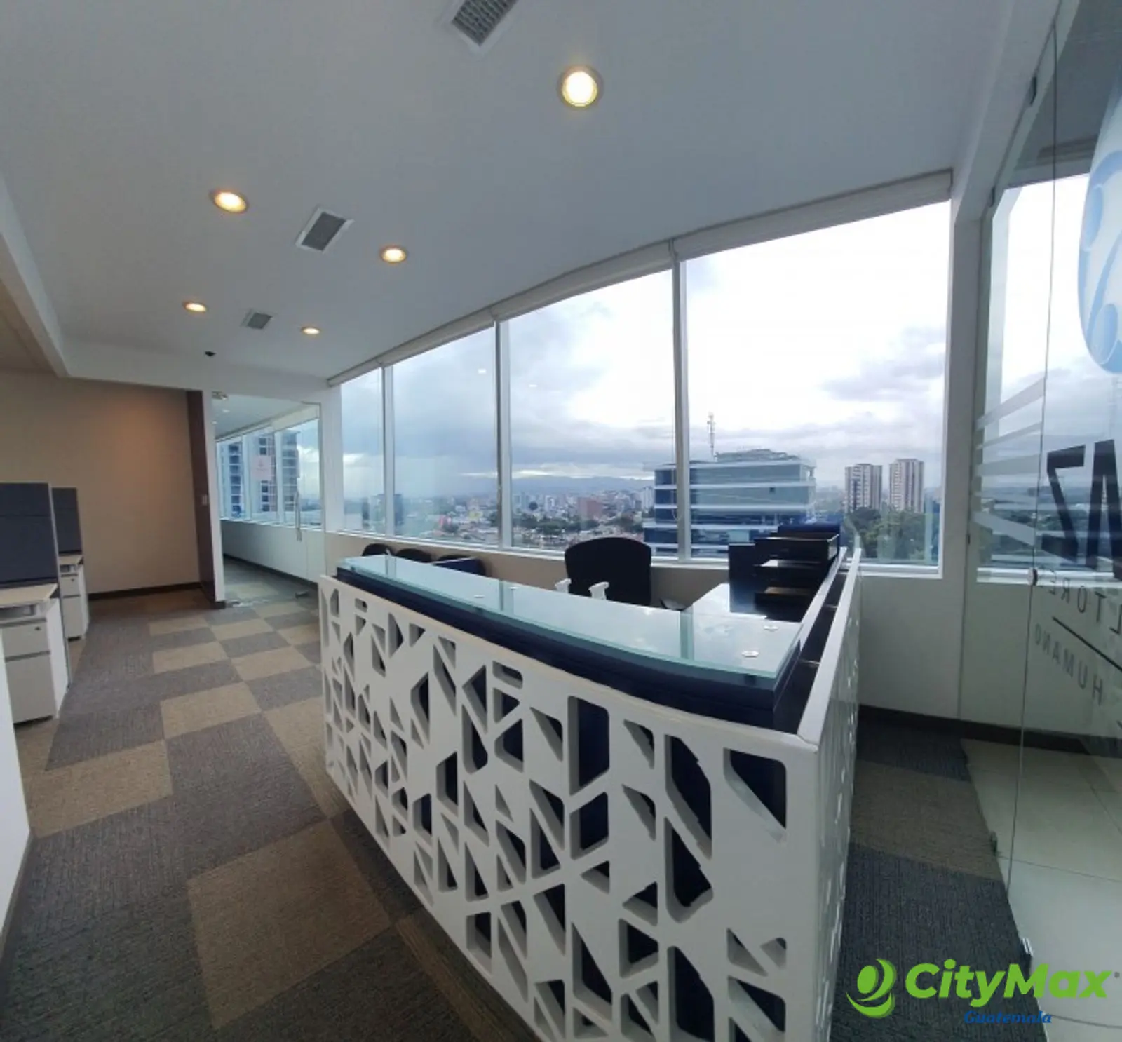 En venta oficina amueblada en Zona Pradera - foto 1