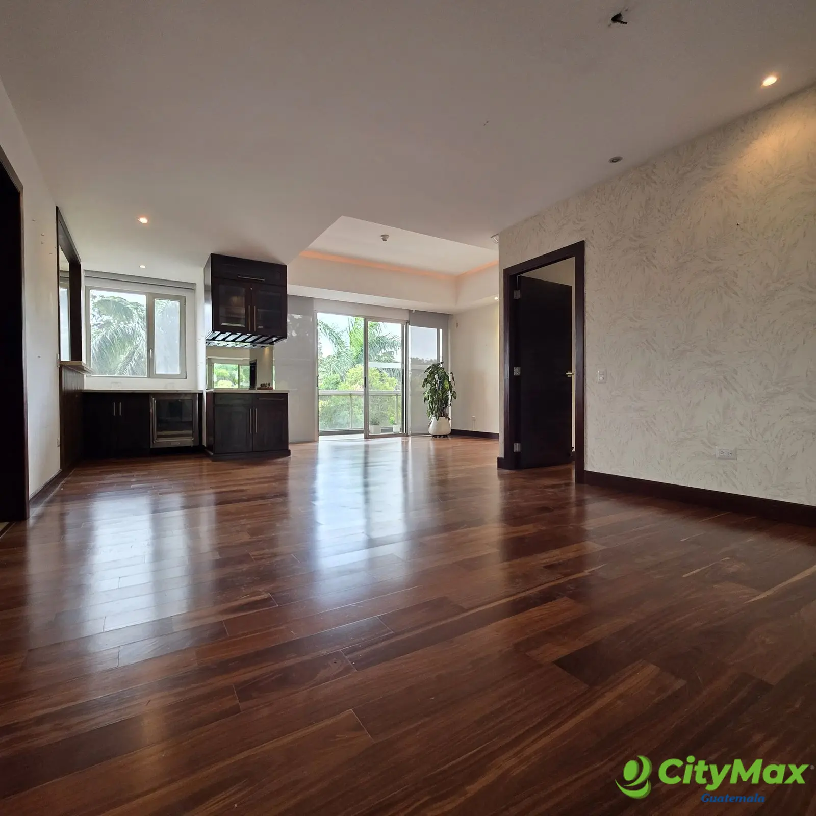 En Alquiler Apartamento en Tiffany Zona 14 - foto 1