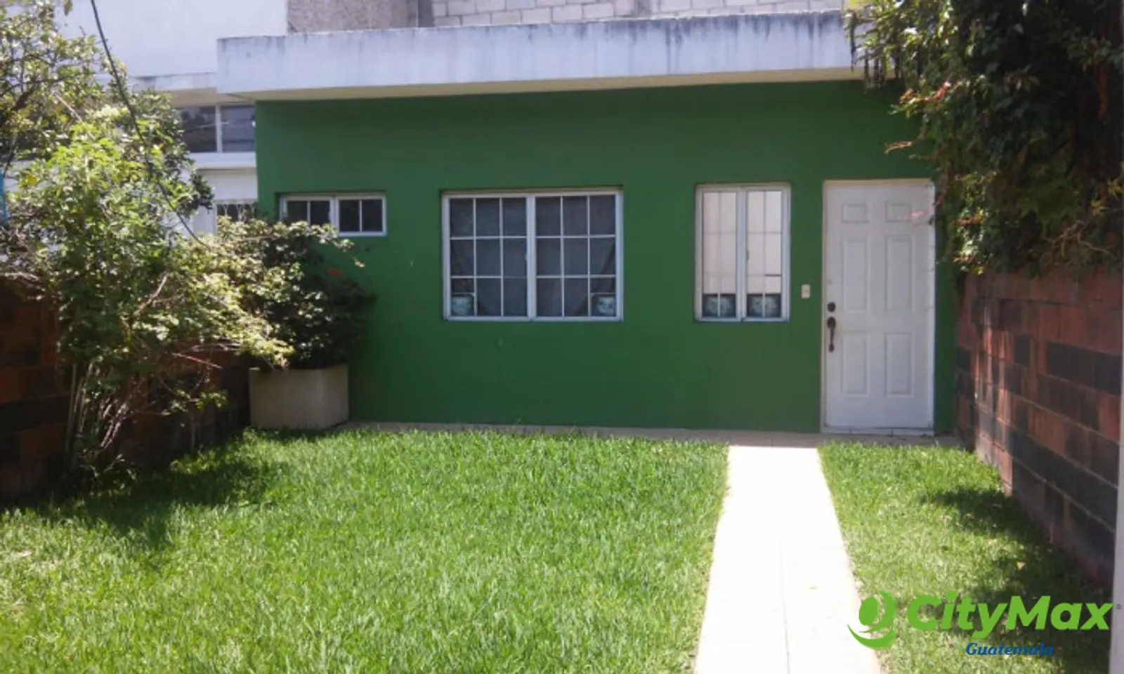 Casa Comercial En Renta Sobre Bulevar Vista Hermosa Z15 - foto 1