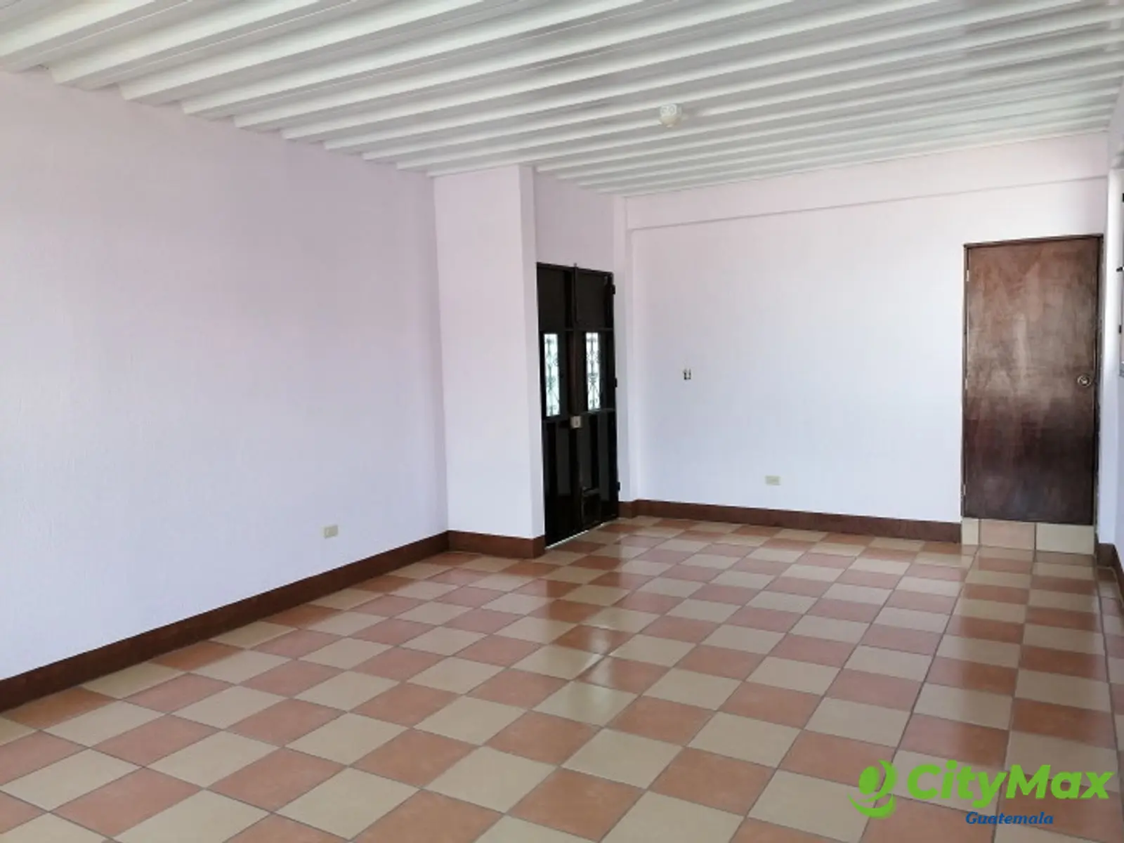 Oficina local en renta nivel completo en Chimaltenango - foto 1