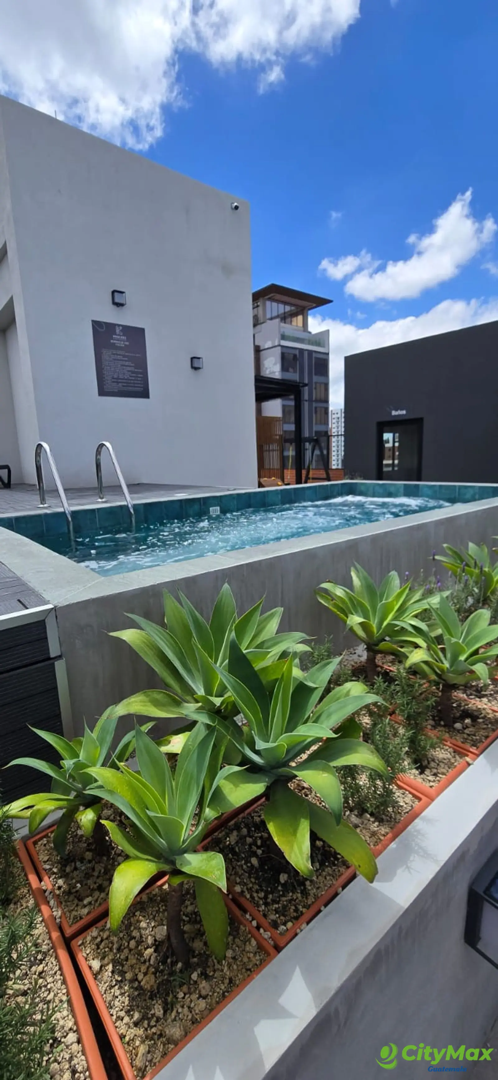 Apartamento nuevo en renta Kona Zona 10 Guatemala - foto 1