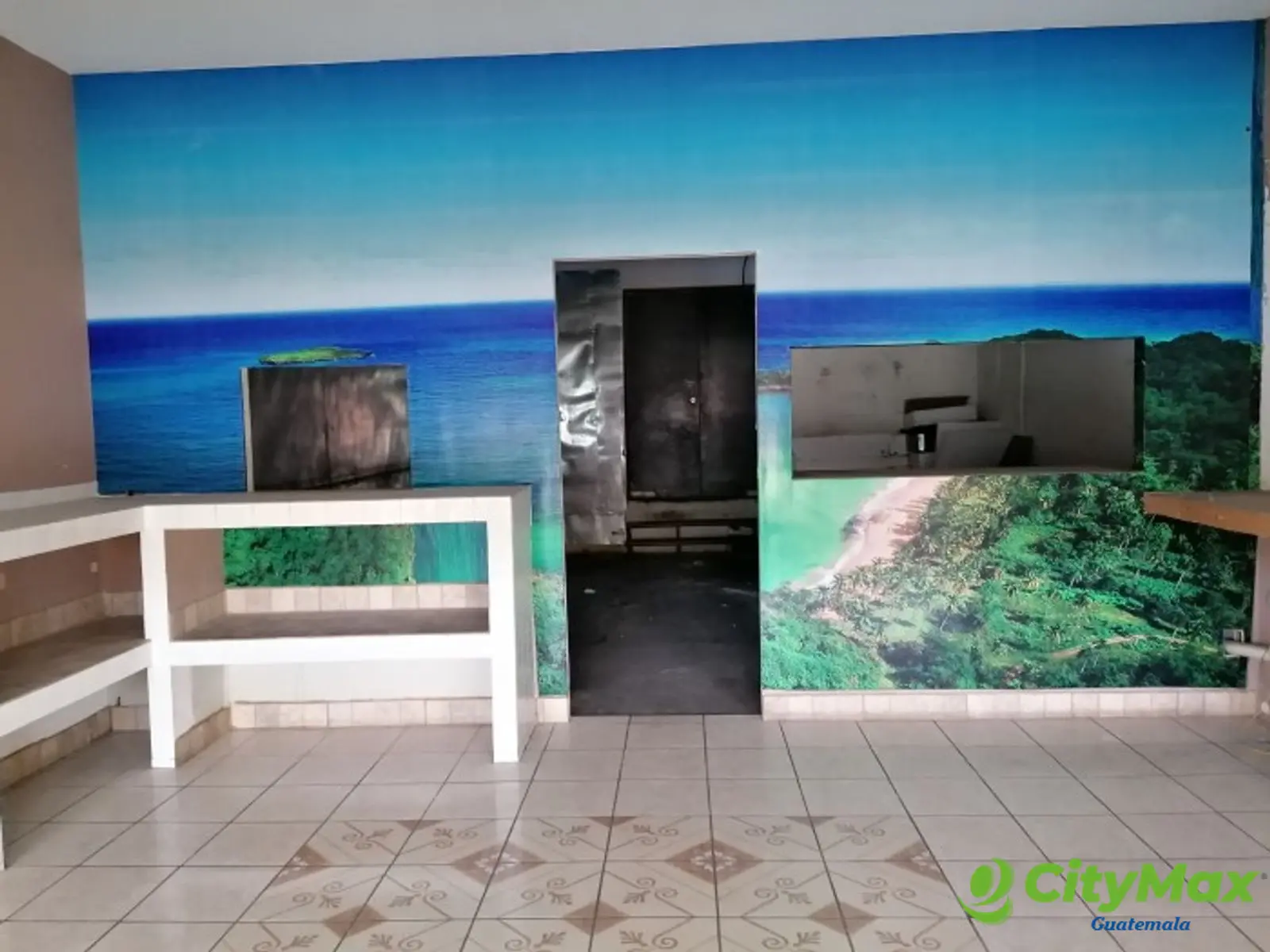 Local en área de Foodcourt en Zona 7 Roosevelth - foto 1