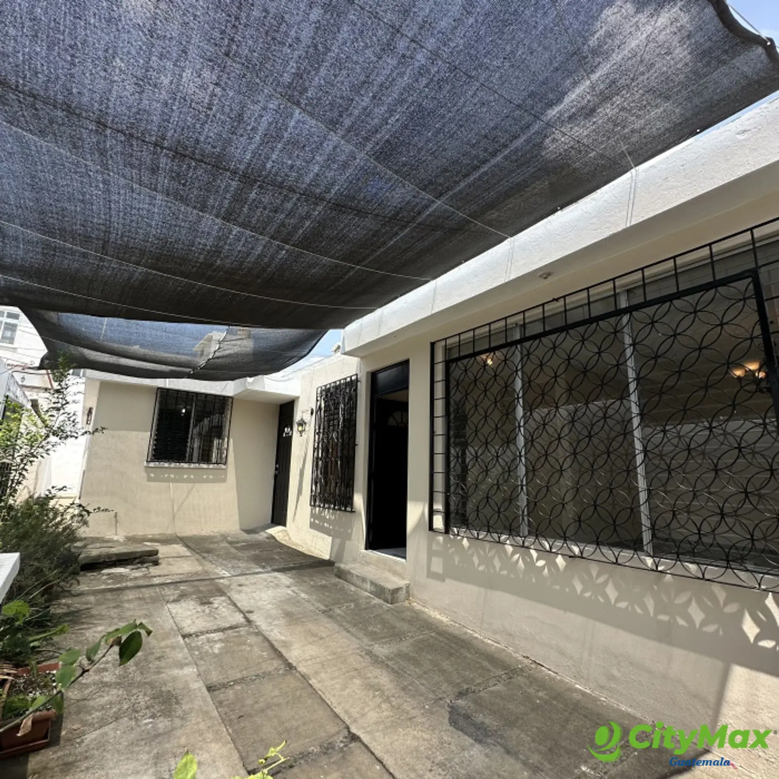 Casa en venta colonia Monte real 2 zona 4 de Mixco - foto 1