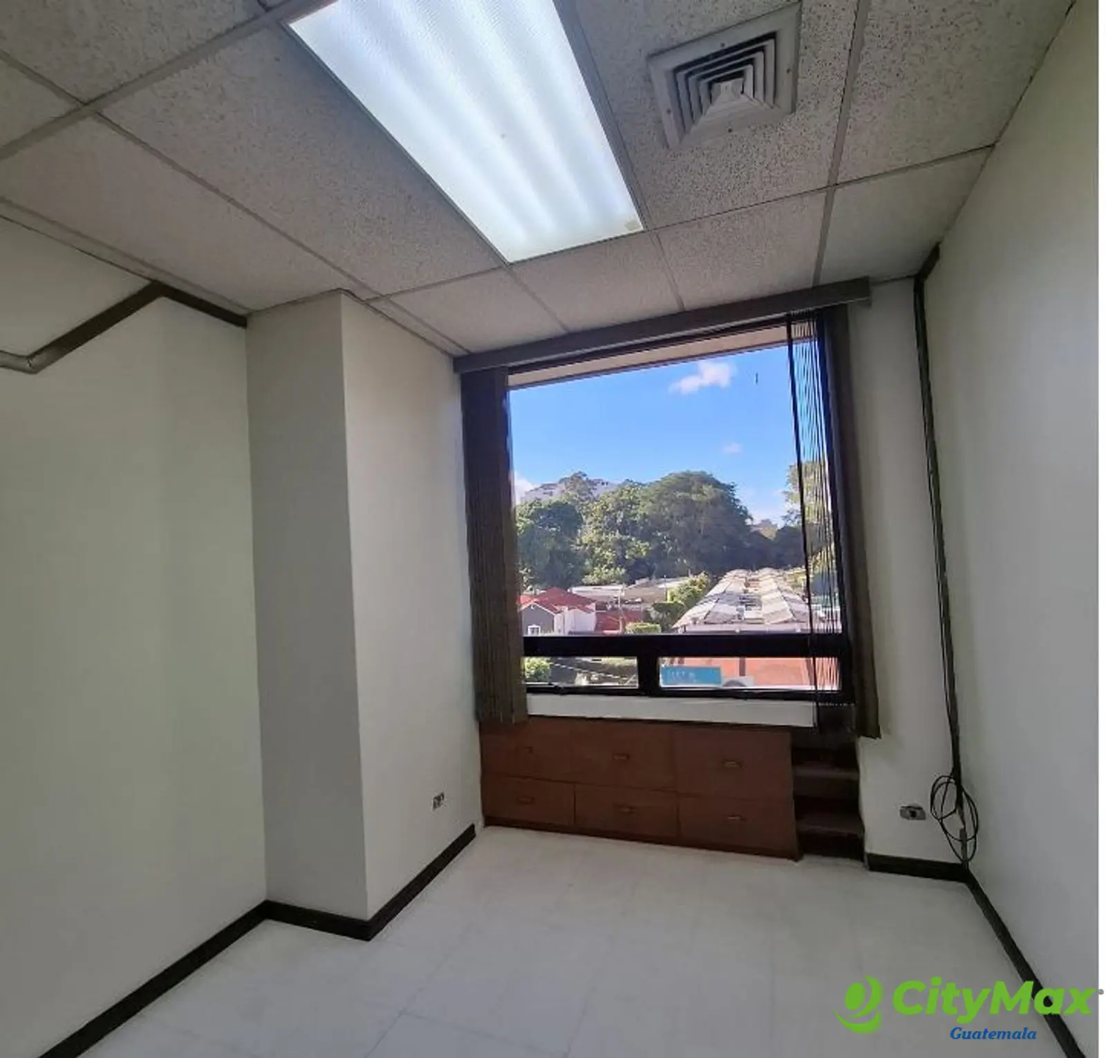 Oficina en Renta en Zona 10 Ciudad de Guatemala - foto 1