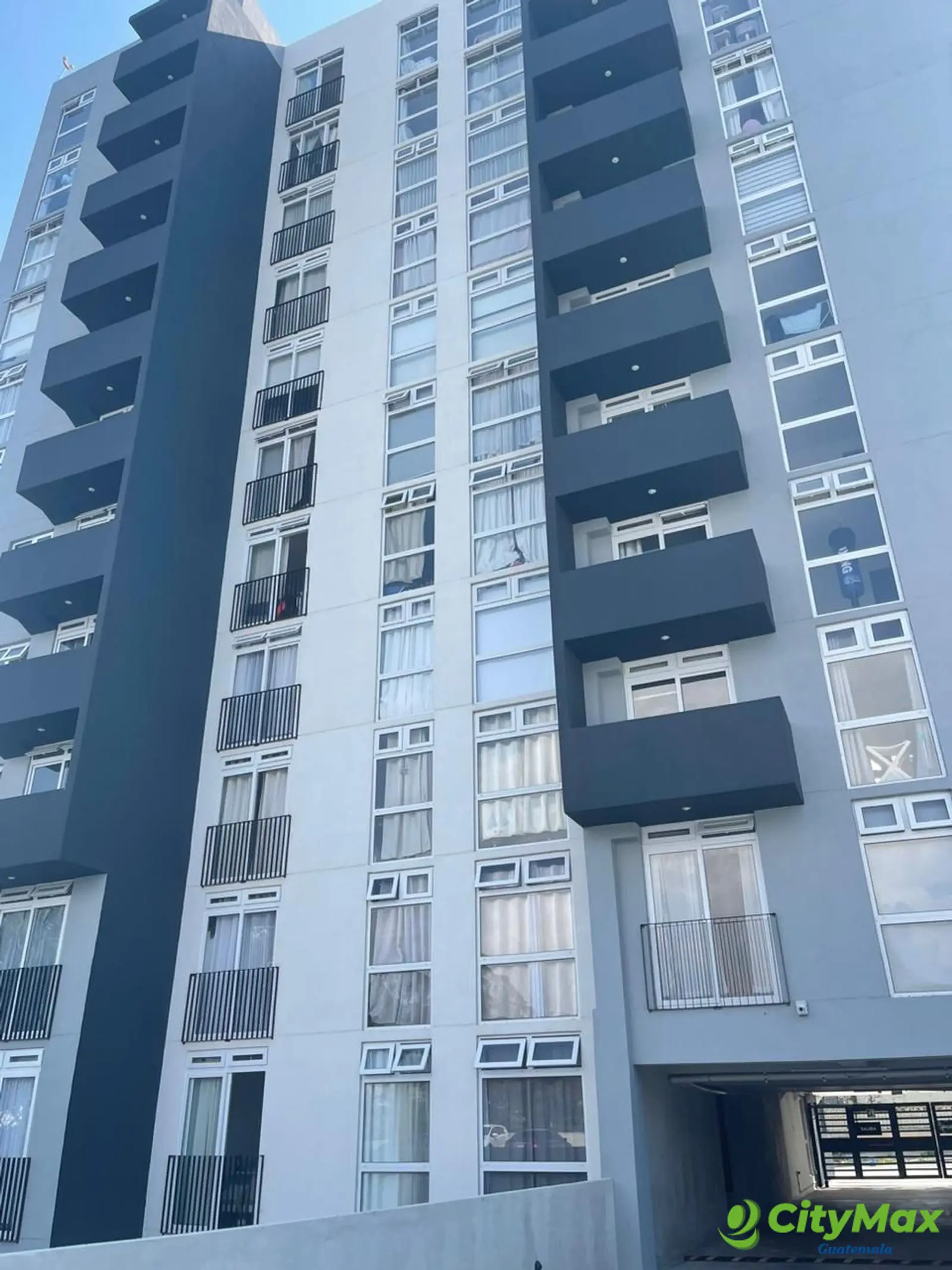 Apartamento de venta en Edificio Akari zona 2 de Mixco - foto 1