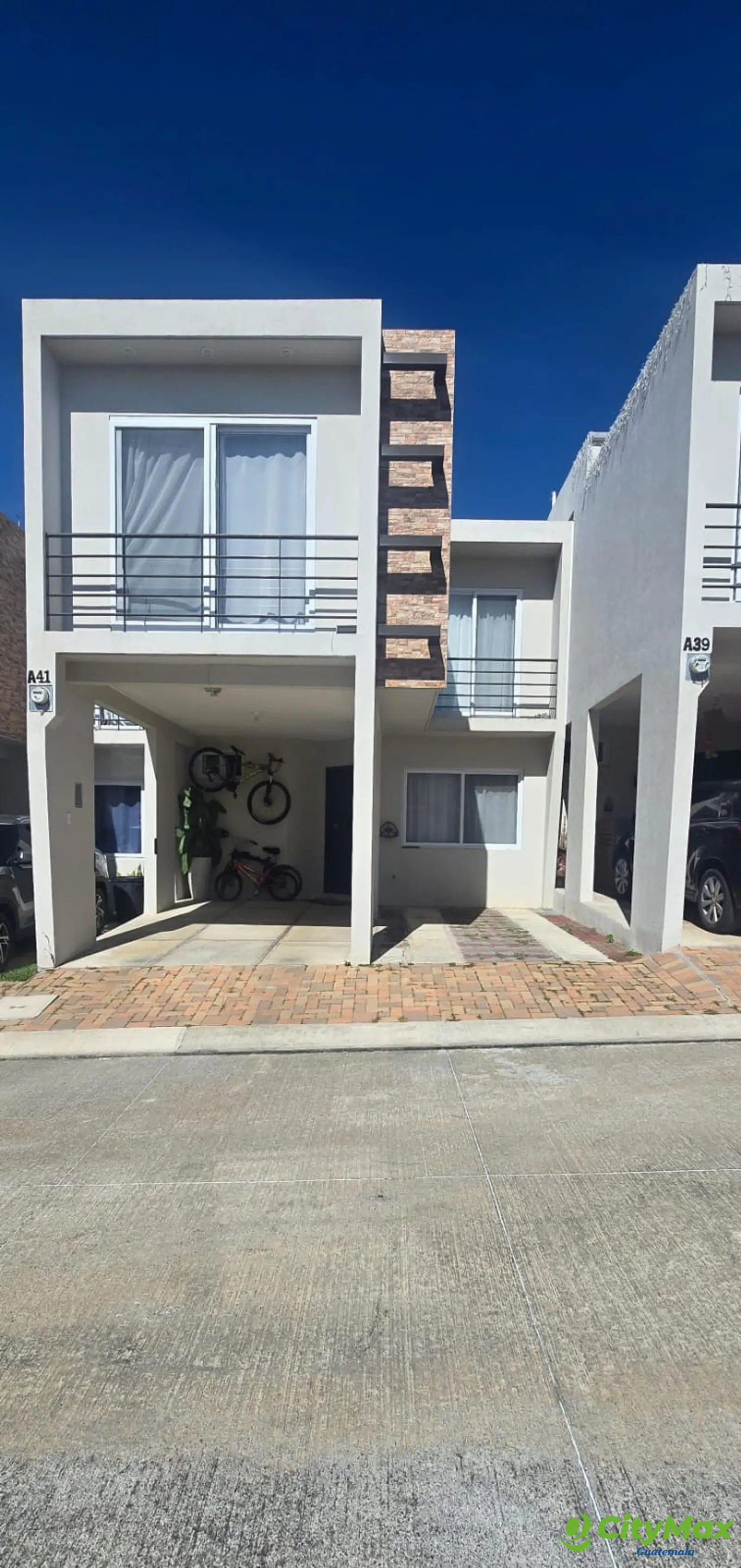 Casa en venta en La Reserva country club  - foto 1