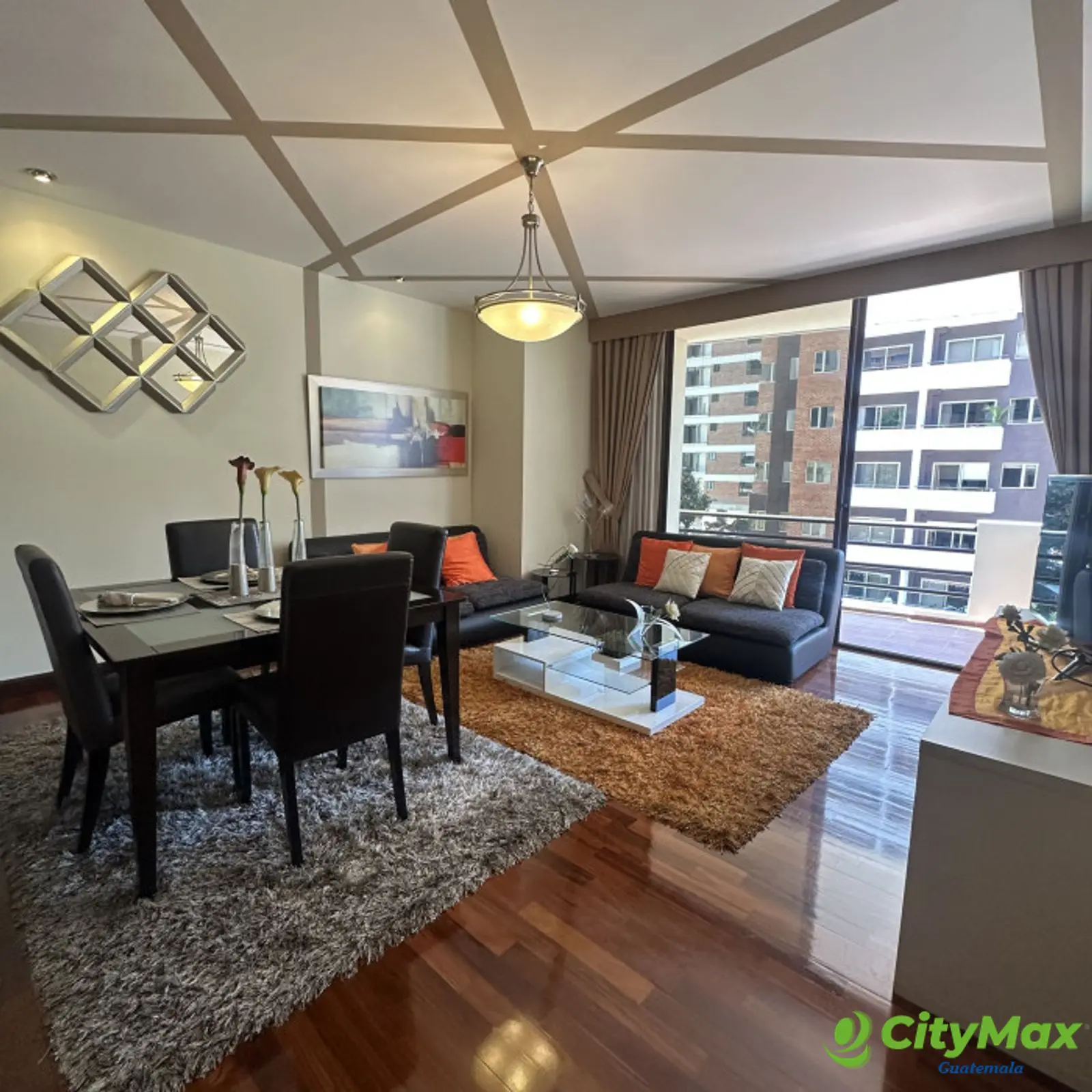 En Venta y Renta Apartamento en Edificio de Zona 14 - foto 1