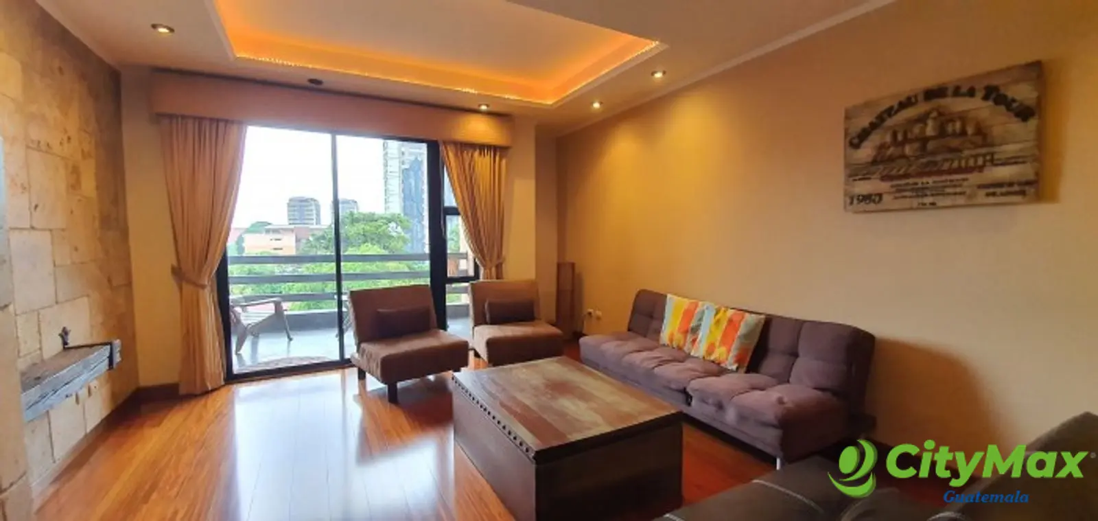 En Alquiler Apartamento Amueblado en Zona 10 Guatemala - foto 1