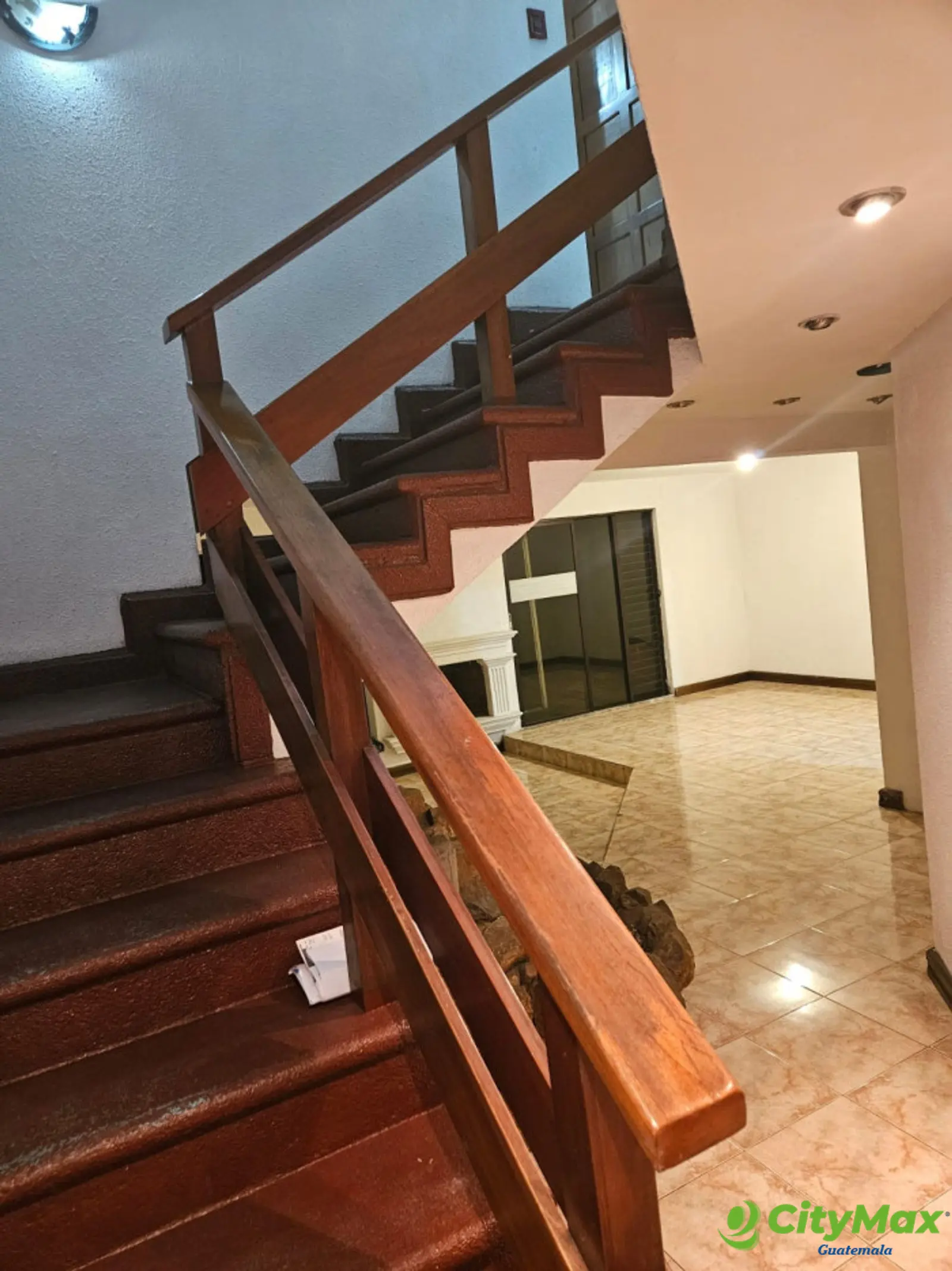 Casa en alquiler en zona 11 las charcas Guatemala - foto 1