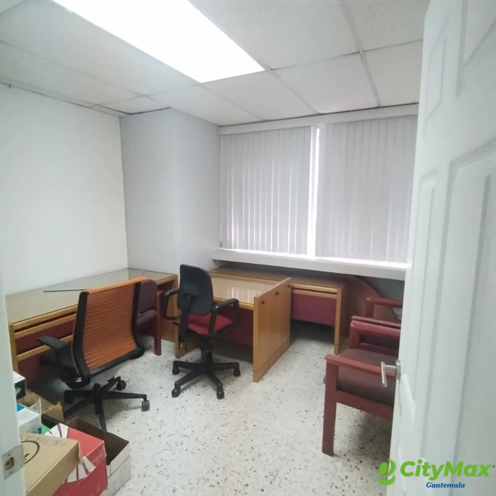 En Alquiler Oficina en Zona 10 Guatemala - foto 1