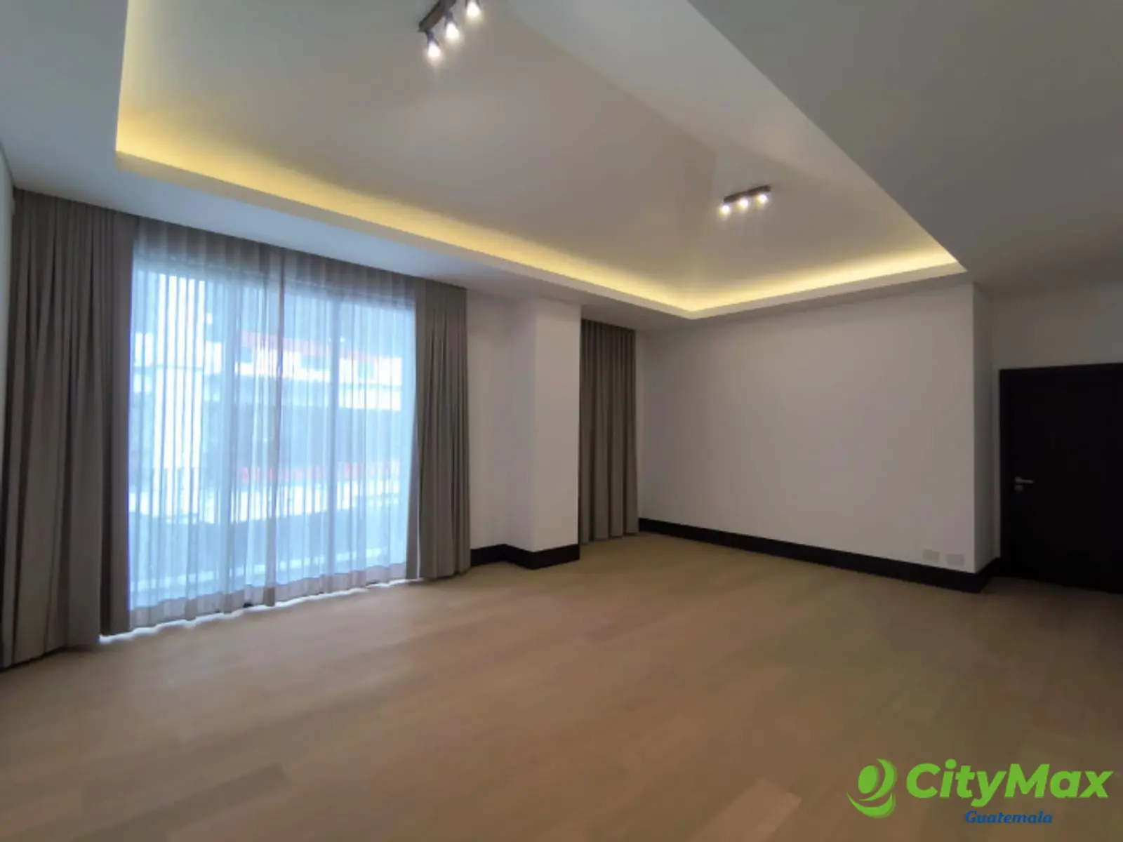 Lujoso Penthouse en Renta en CAYALA en Zona 16 - foto 1