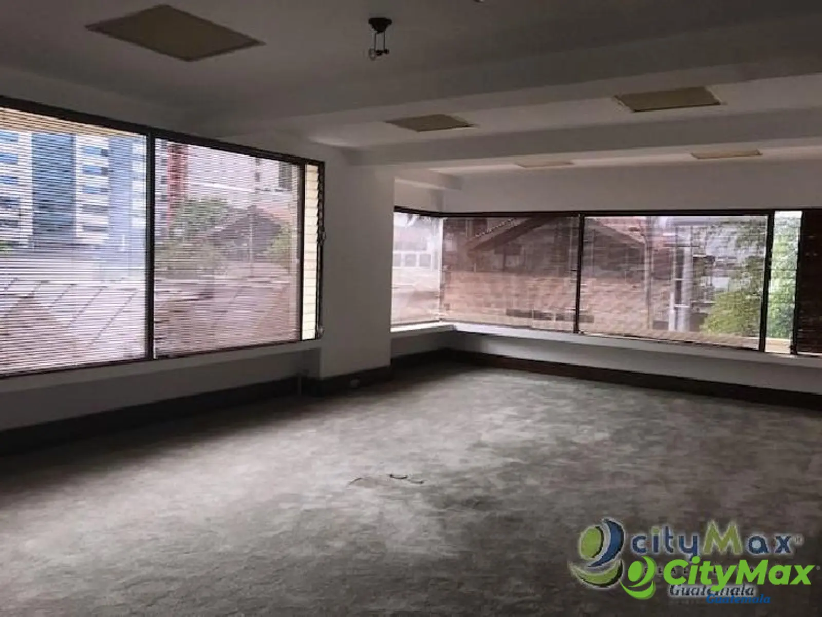 CITYMAX vende oficina para remodelar en zona 10 Guatema - foto 1