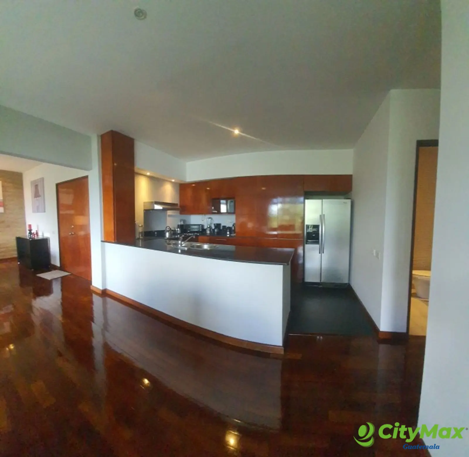 En Renta y Venta Apartamento cercano a Zona 15 - 20221031_103608.jpg
