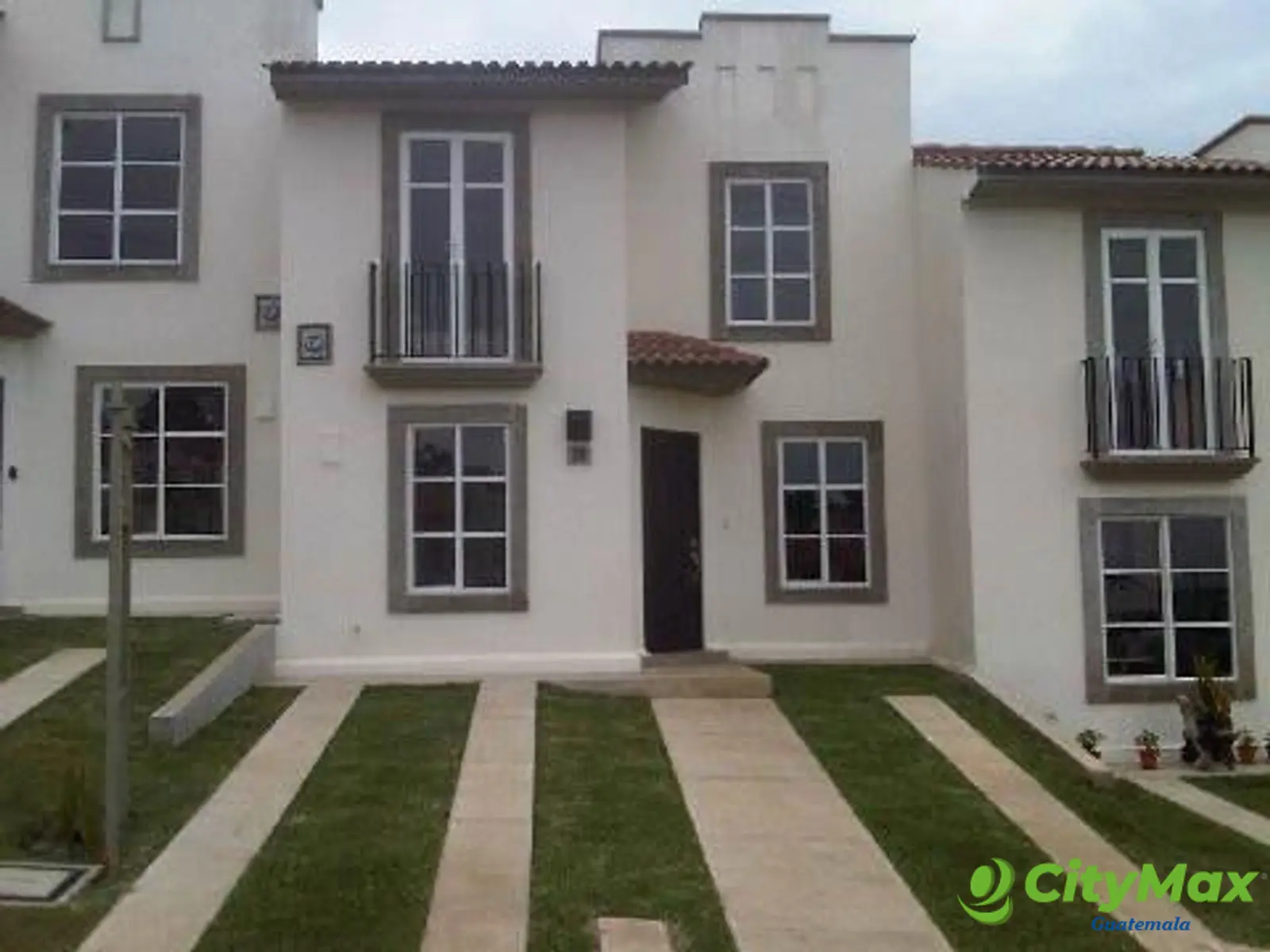 Casa en Venta en Villa Capri Carretera a el Salvador - foto 1