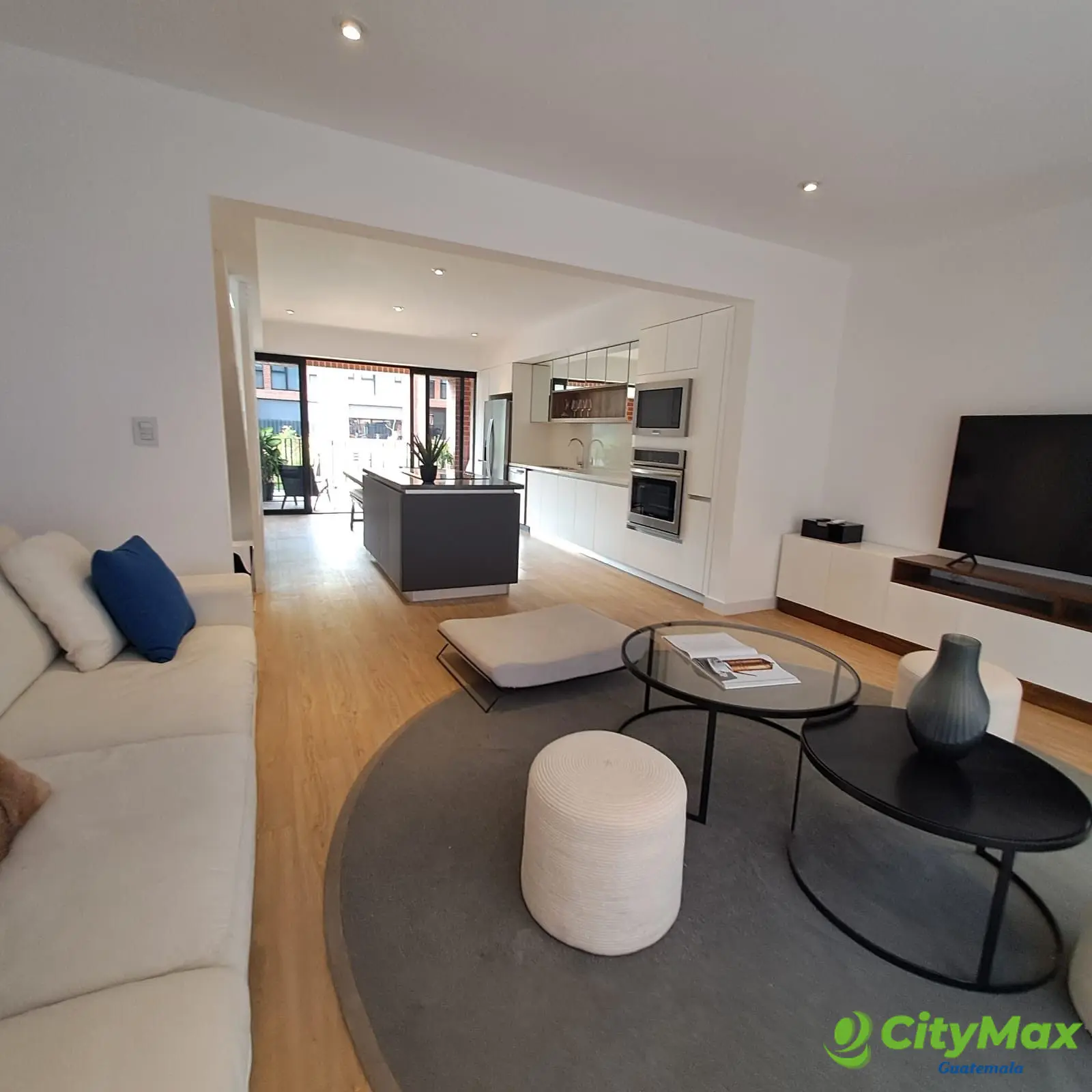 Casa nueva en venta en proyecto residencial en Zona 13  - foto 1
