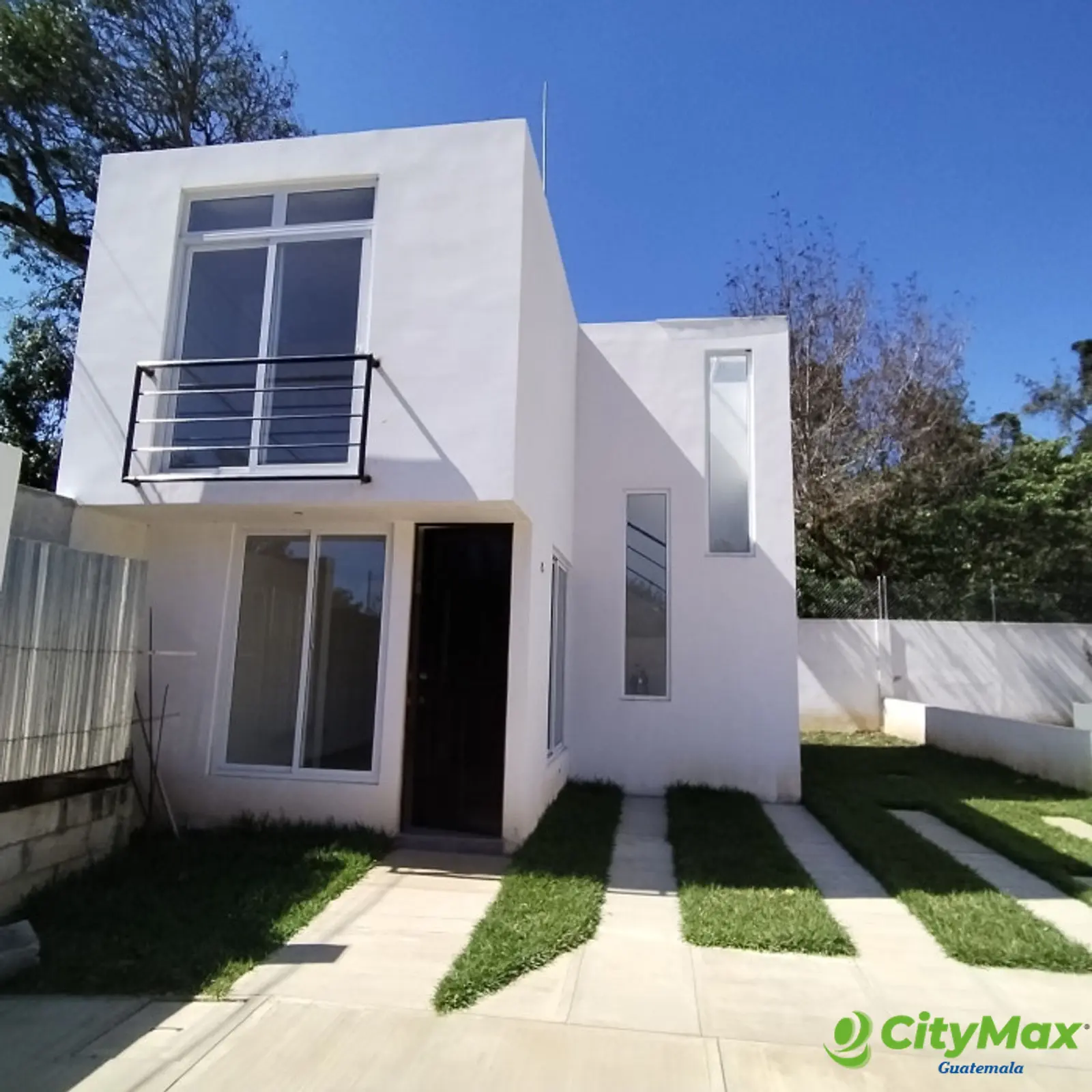 CASA EN VENTA KM 30.5 CARRETERA STA. ELENA BARILLAS - foto 1